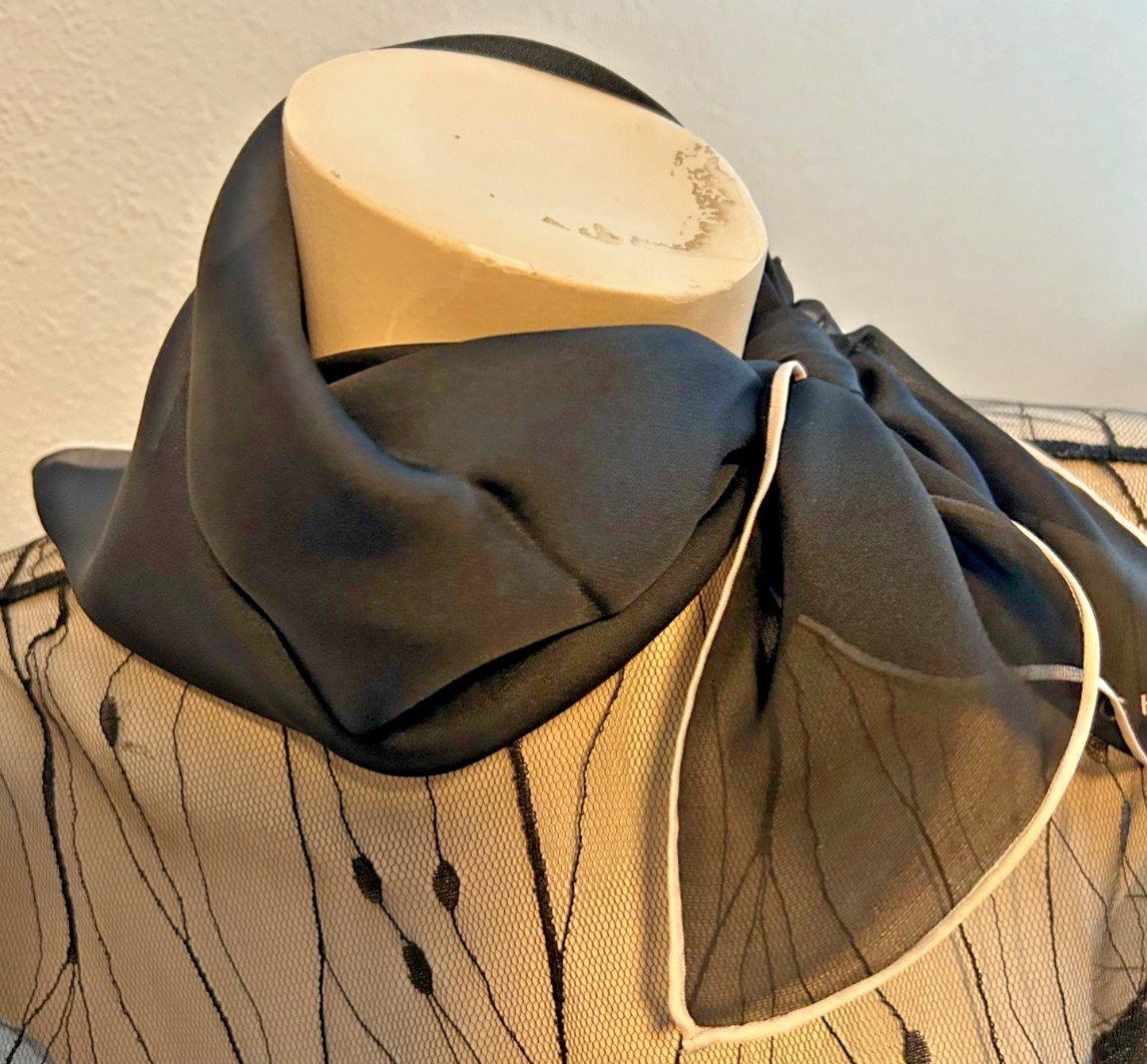 Echo – NEW 21 x 21 In. Small Sq. Black Solid Color 100% Silk Scarf- SS 1043
