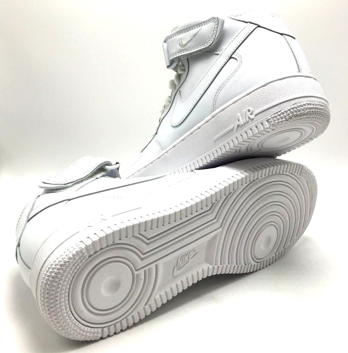 *NEW* Men Nike Air Force 1 Mid ’07 Leather Triple White (CW2289 111)
