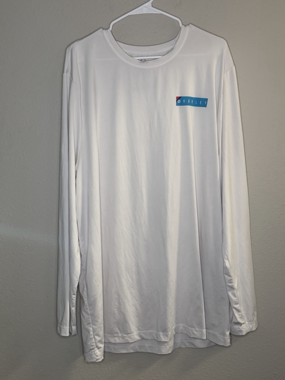 Hurley Men’s XXL Performance Long Sleeve Tee White Surf Skate Athleisure