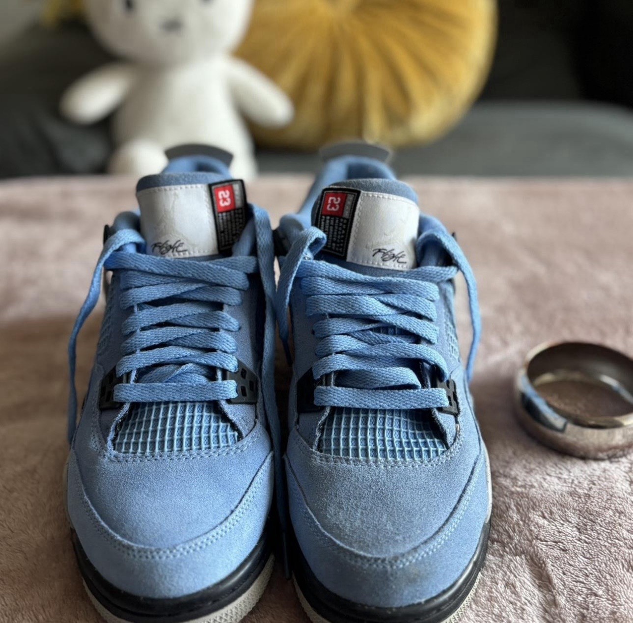 Jordan 4 Retro Blue