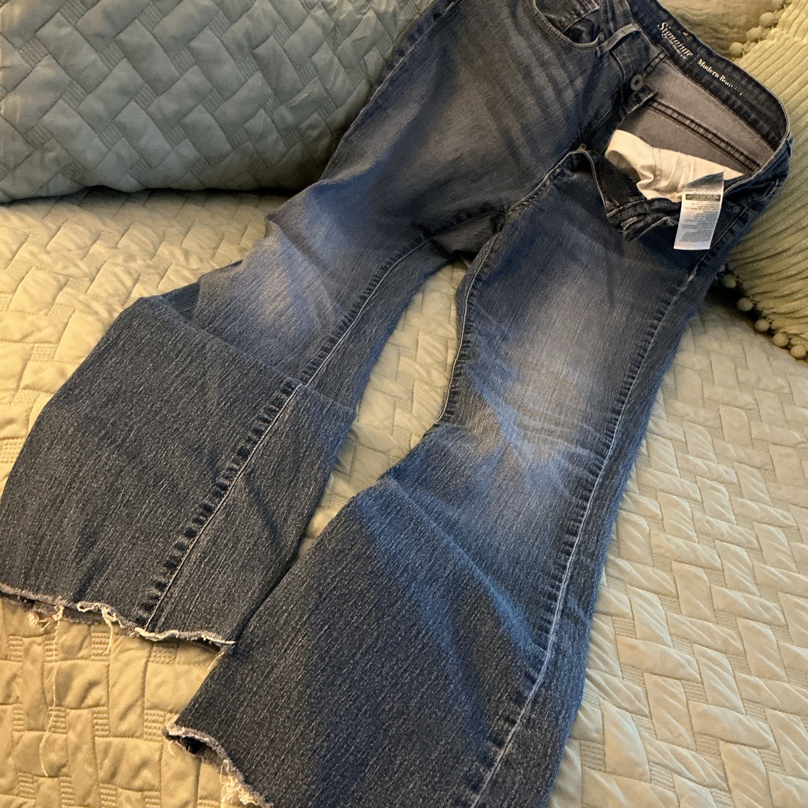 Silver Jeans Women’s Blue Medium Wash Cotton Denim Slim Mid Rise Bootcut 29