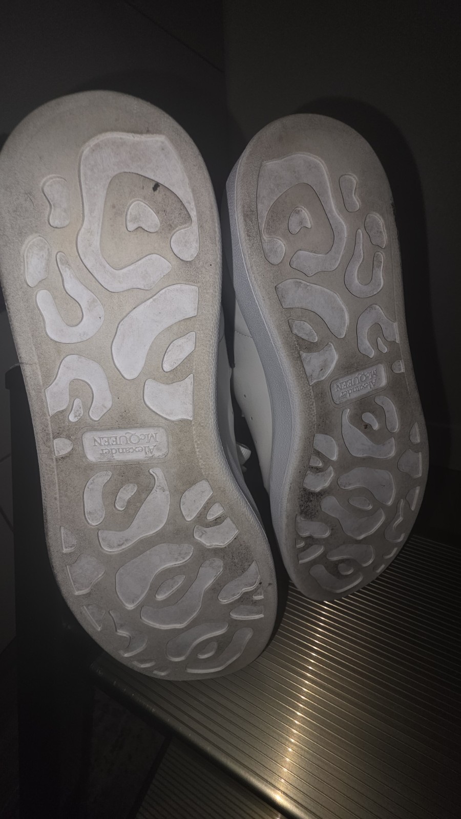 Alexander McQueen Oversized Sneaker Black/White 38 EU