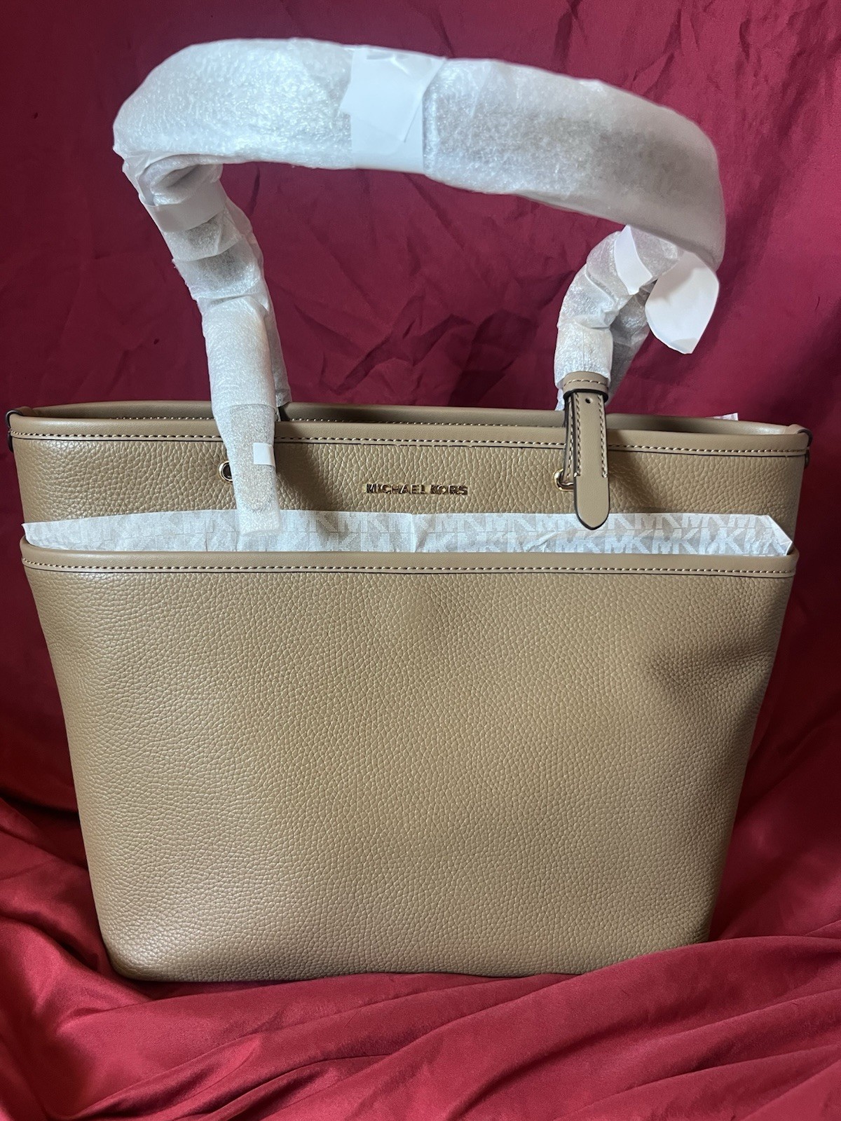Michael Kors Women’s Medium Light Brown Tote Shoulder Bag Handbag Purse with zip