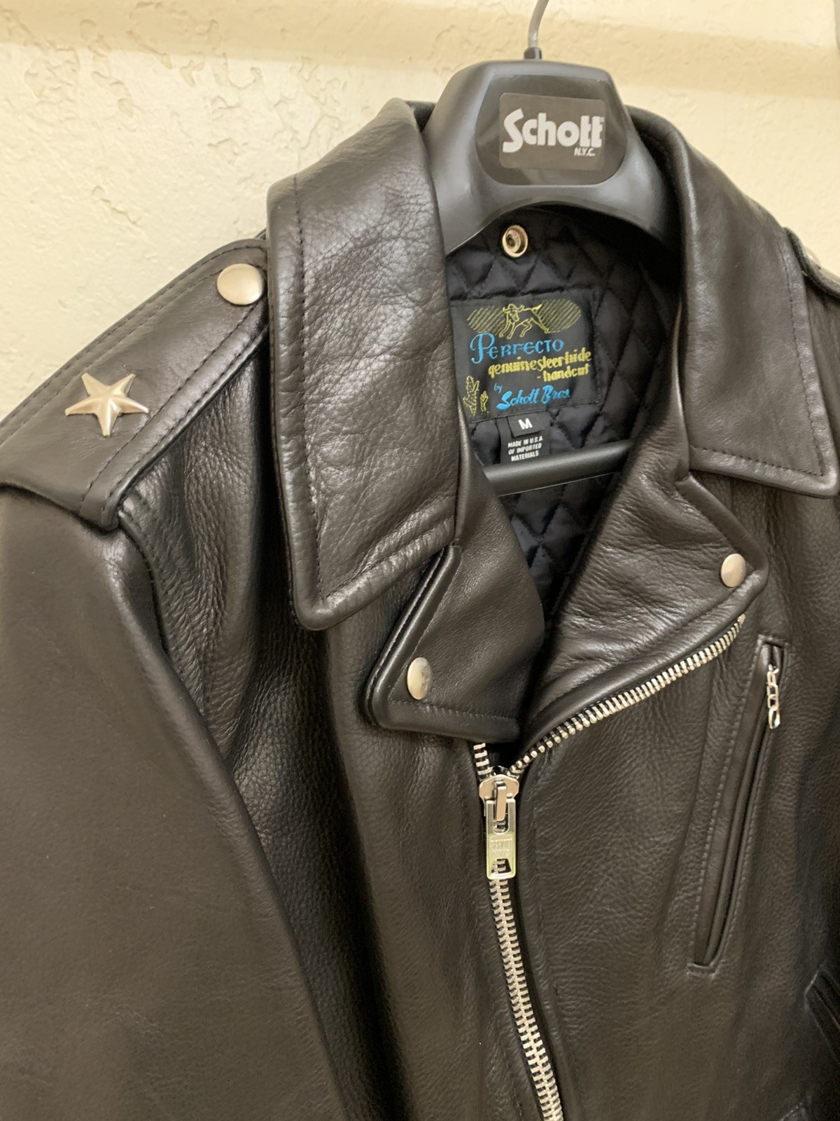 Schott Perfecto 519 Leather Jacket Size Medium