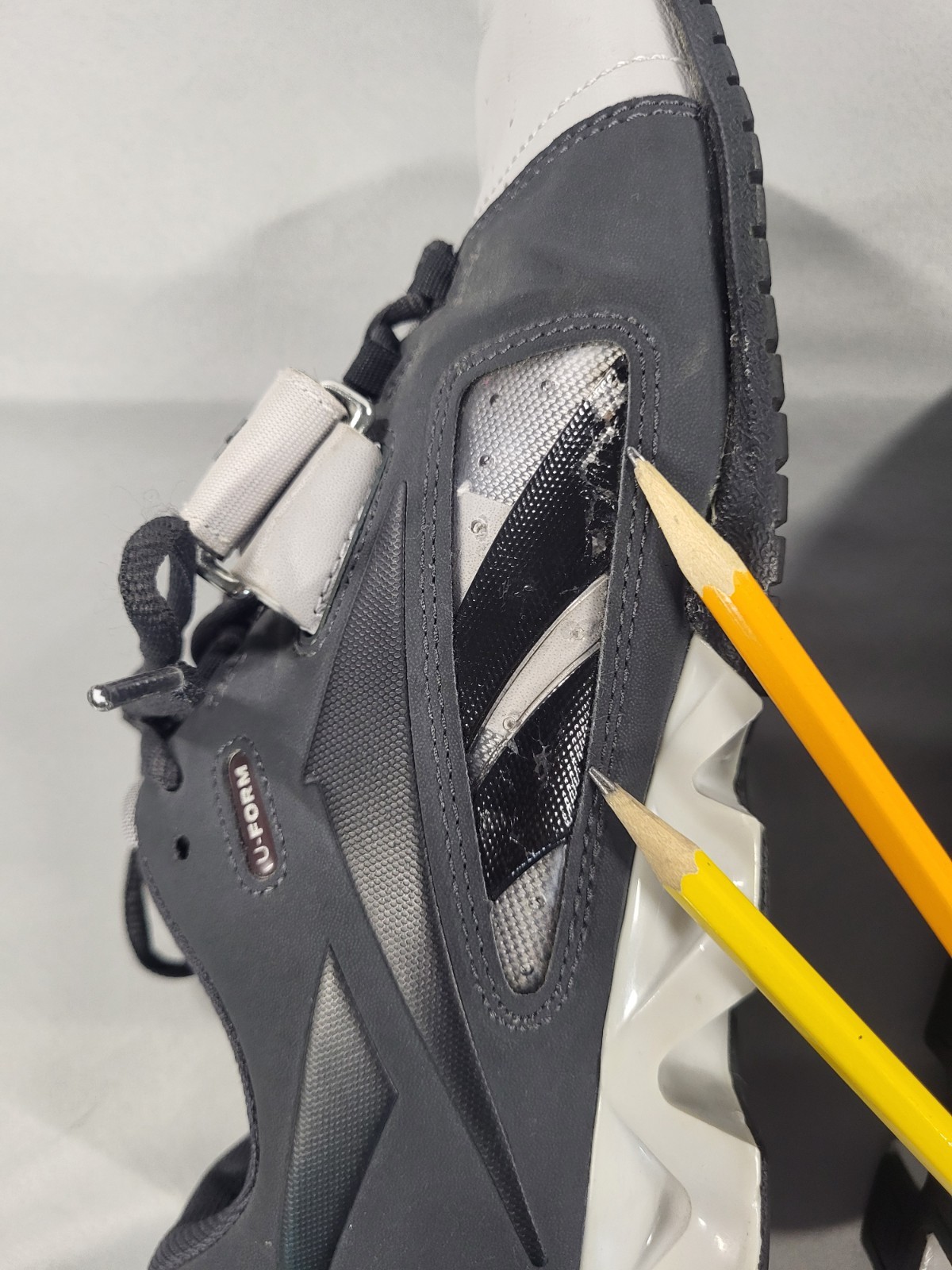 Reebok CrossFit Lifter U-Form Men’s Weightlifting Shoes Grey White J99808 Size 8