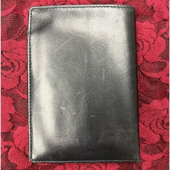 Gianni Versace Vintage La Medusa Black Pink Leather Bi-Fold Wallet Cardholder