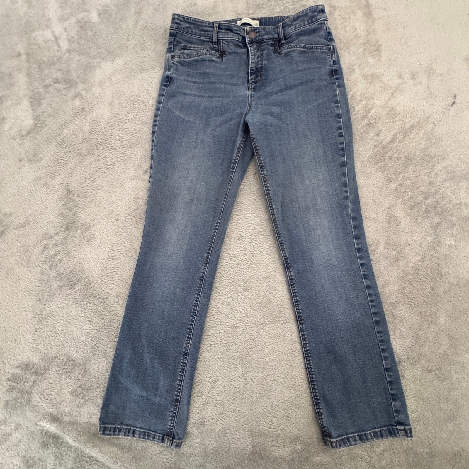 J. Jill Smooth Fit Straight Leg Blue Jeans Women’s Actual Size 32in x 26.5in.