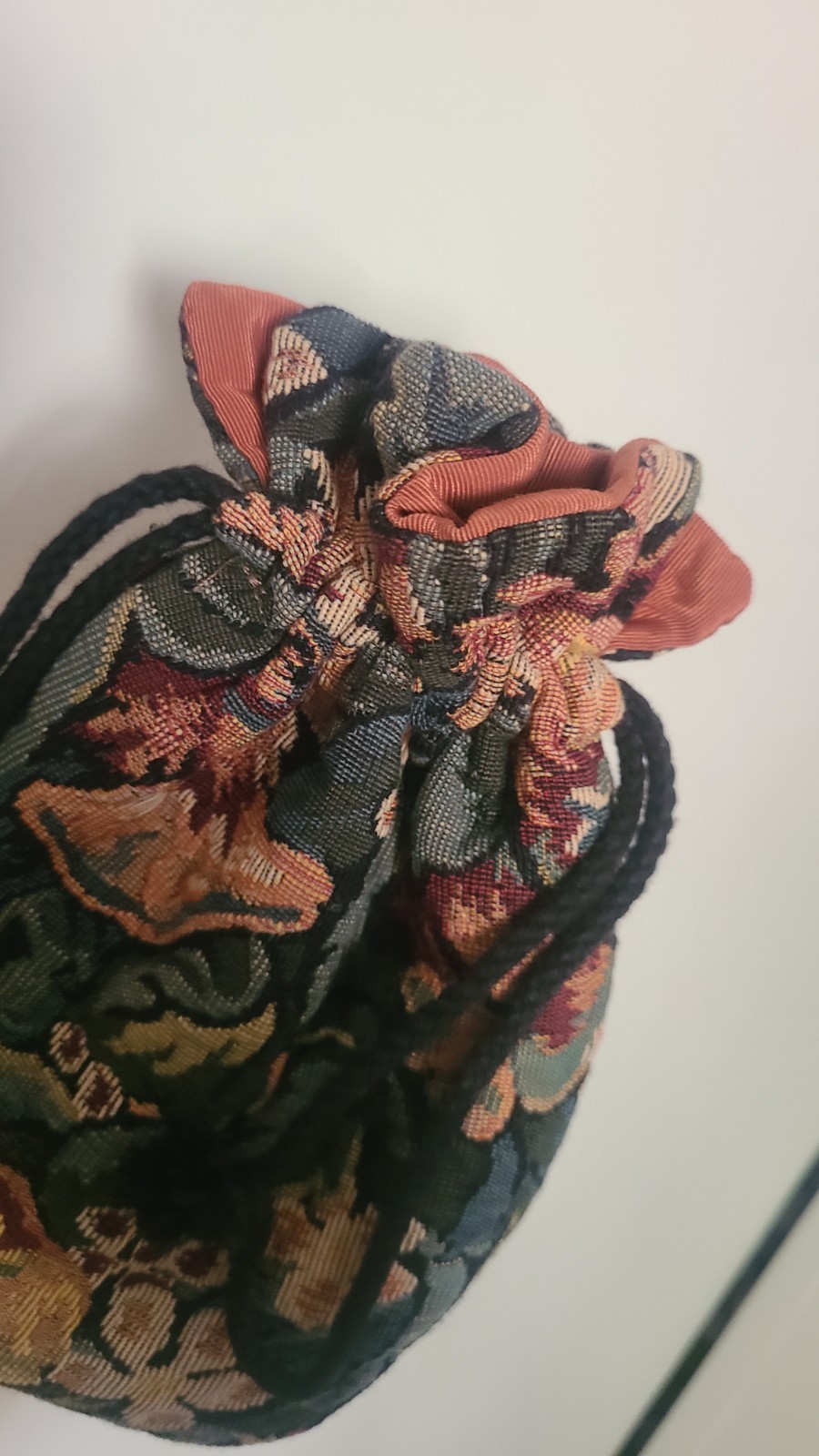 80s Vintage Pattern Floral Travel Small Bag Unisex