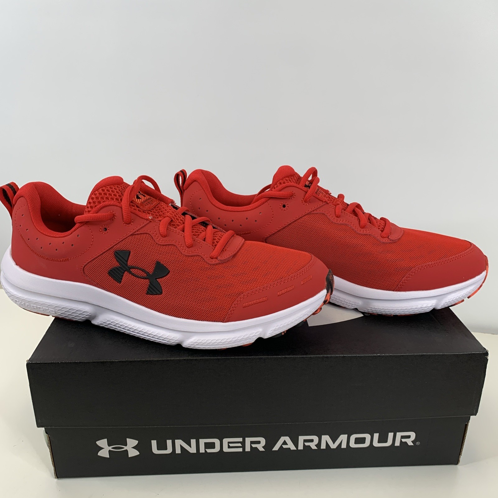 Under Armour 3026175 Men’s Training UA Charged Assert 10 Running Athletic Shoes