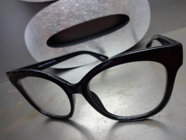 OVERSIZED EXAGGERATED Retro CAT EYE Clear Lens EYE GLASSES Large Big Black Frame