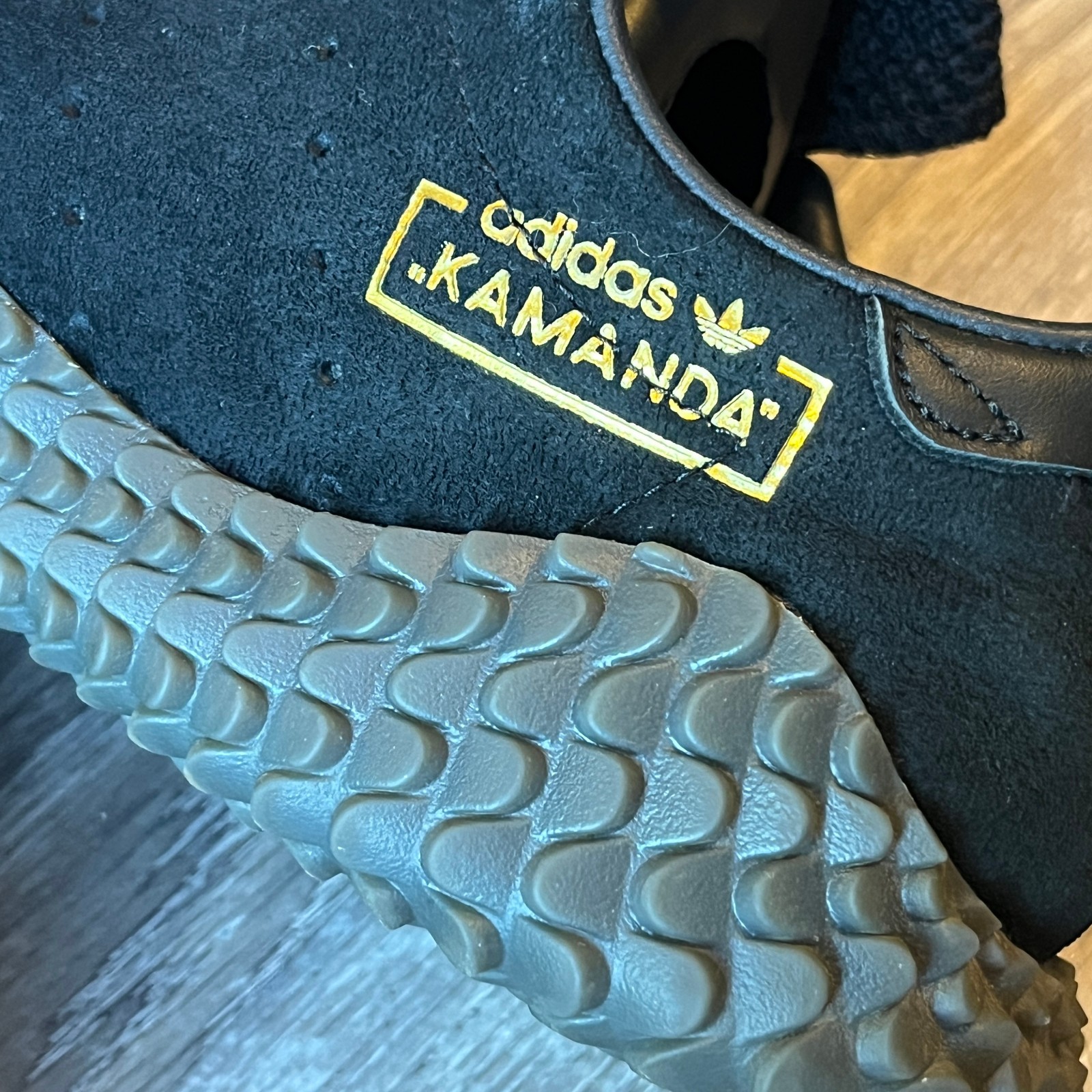 Adidas Kamanda Sneakers Triple Black Dark Gum Womens 7 Mens 6 EU 38 2/3
