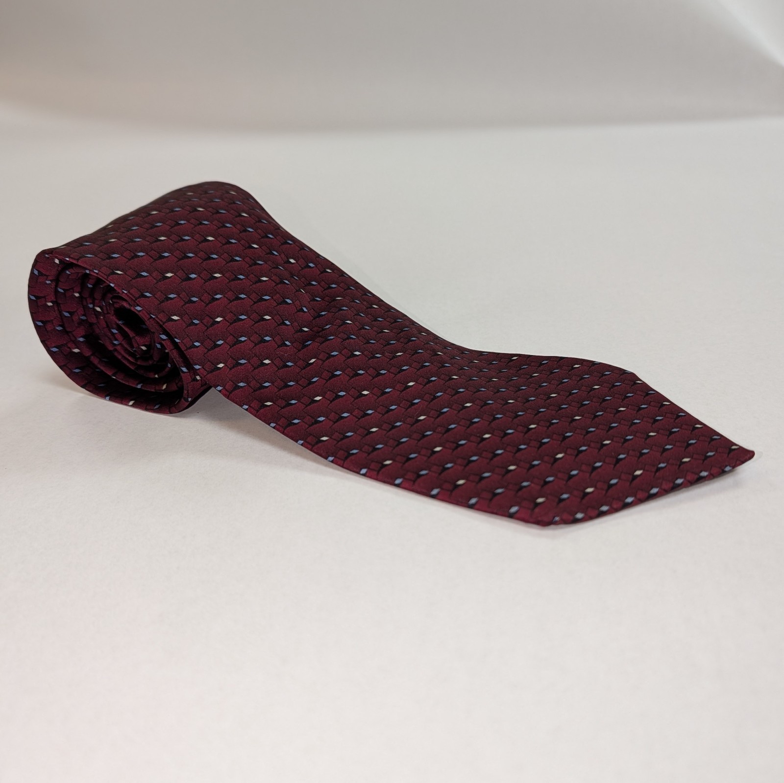 Arrow Silk Tie Red Gray Blue Geometric Men Necktie, READ – Thread loose on back