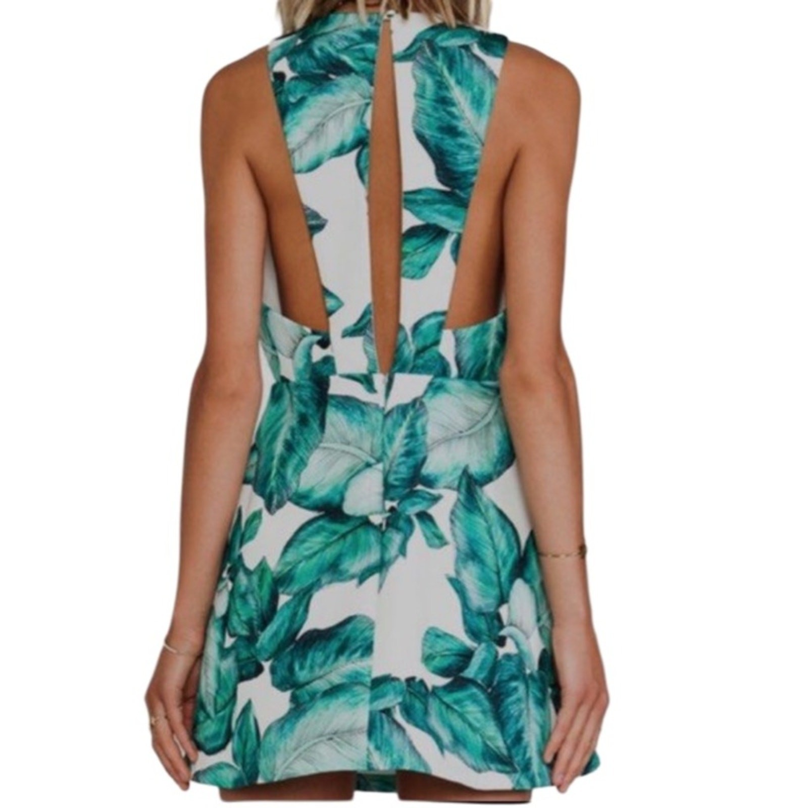 C/MEO COLLECTIVE Floral Slit Back Mini Tea Dress (CAMEO COLLECTIVE) Size Small