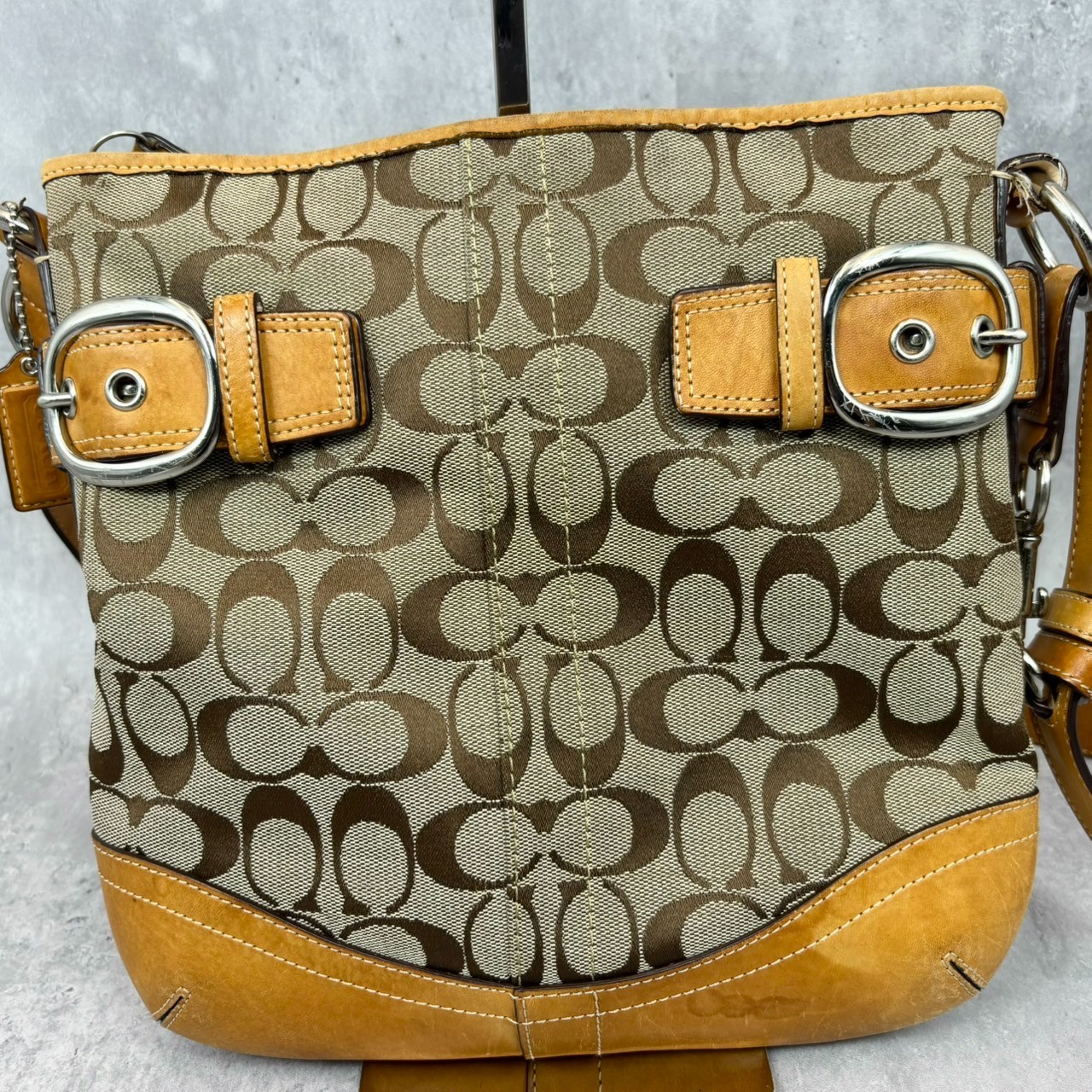 Coach F19682 shoulder bag signature canvas leather Brown Authentic From JAPAN
