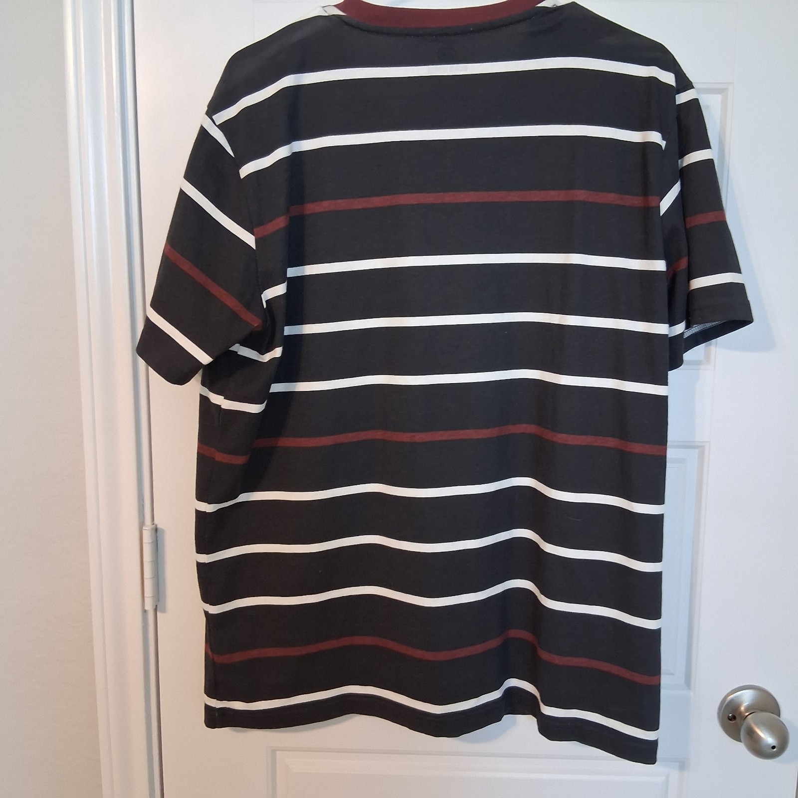 Ecko Unltd. Men’s XL Striped Crew Neck Short Sleeve Pocket Tee 100% Cotton