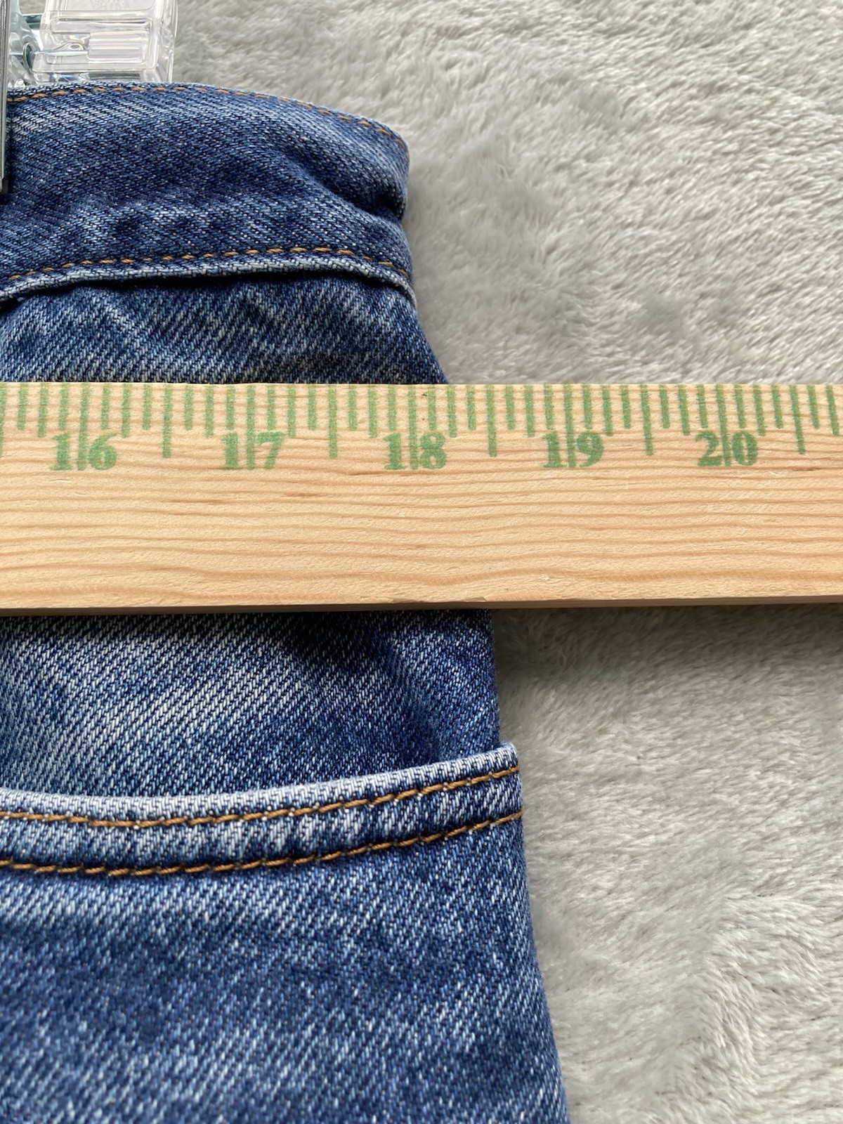 Levi’s 505 Men’s Regular Fit Straight Leg Blue Denim Cotton Jeans Mid Rise