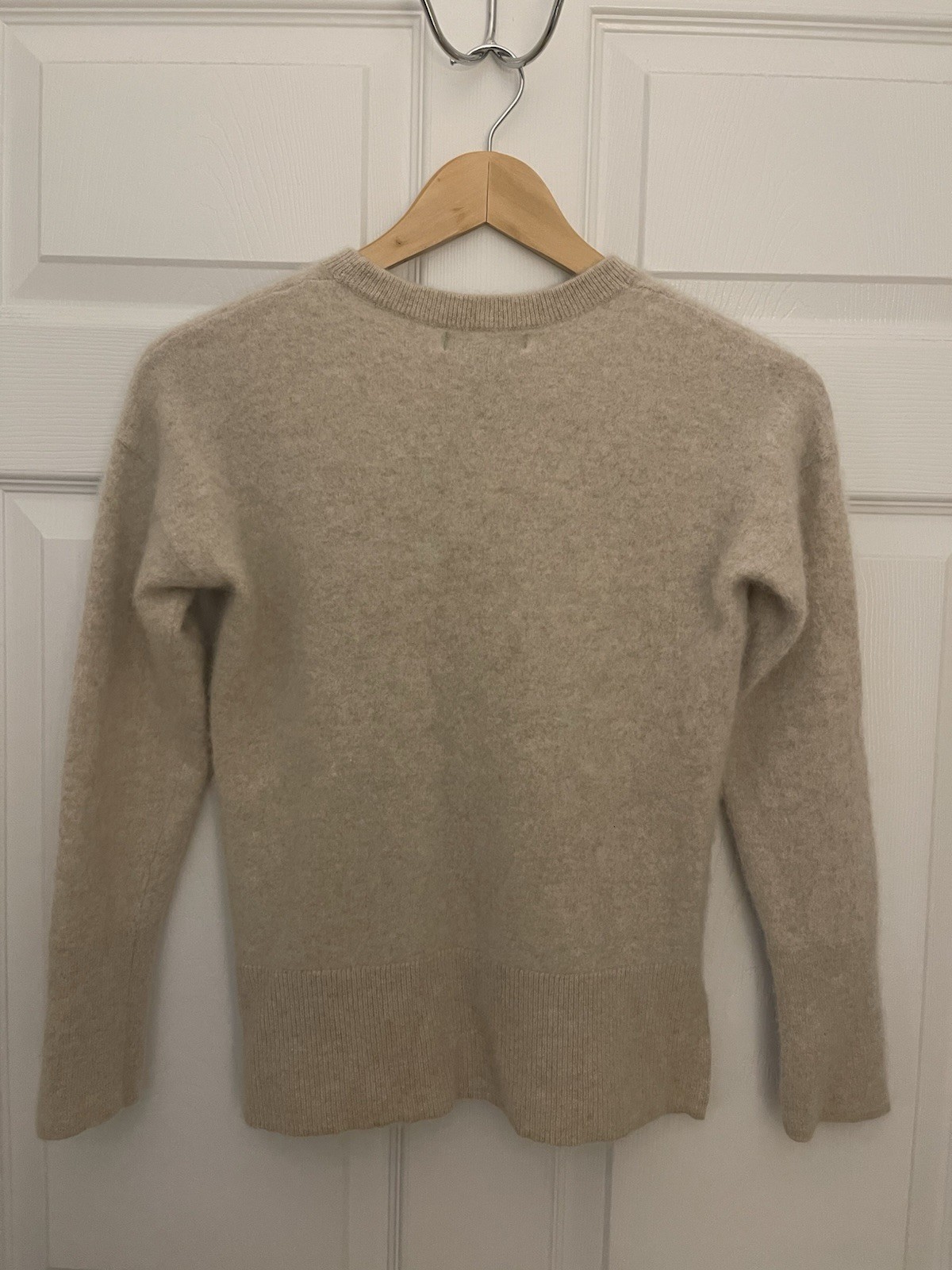 Tahari M 100% 2Ply Cashmere Tan Beige Cropped High Low Hem Tiny Flaw