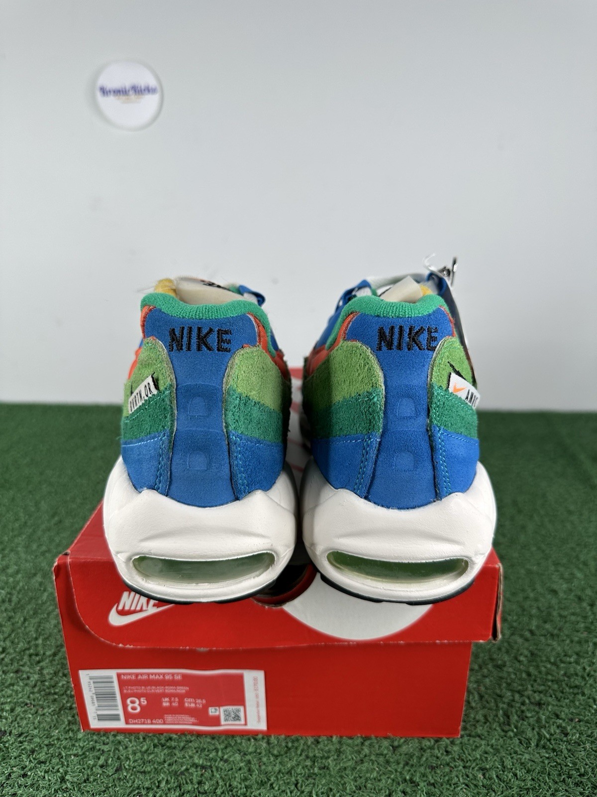 Size 8.5 – Nike Air Max 95 SE Running Club Light Photo Blue – New