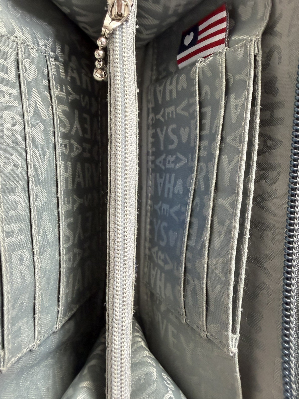 DISNEYLAND 60TH ANNIVERSARY HARVEYS SEATBELT WRISTLET WALLET