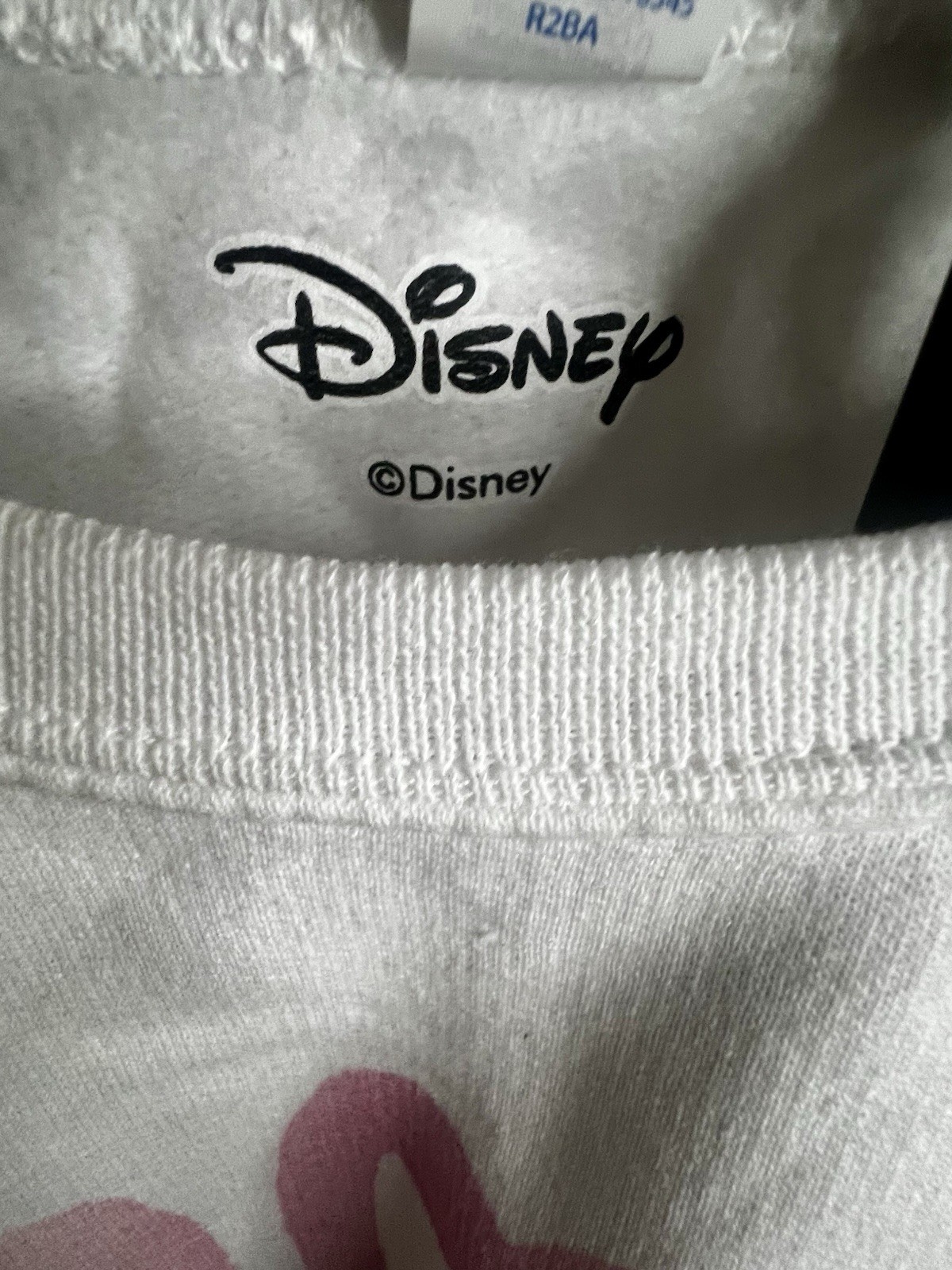 Men’s Comfy Squad White Sweat Shirt, Size Medium, Brand New