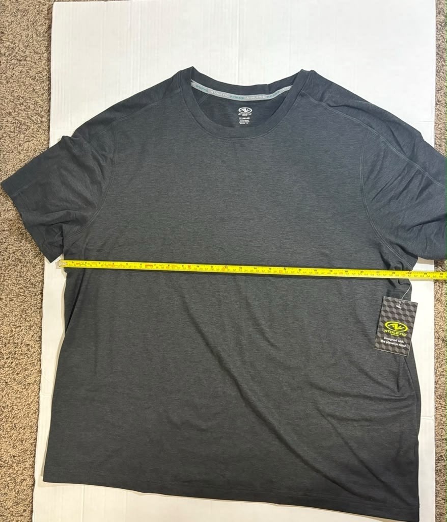 Hanes X-Temp Men’s XL Gray Moisture Wicking Logo Crew Neck Short Sleeve T-Shirt