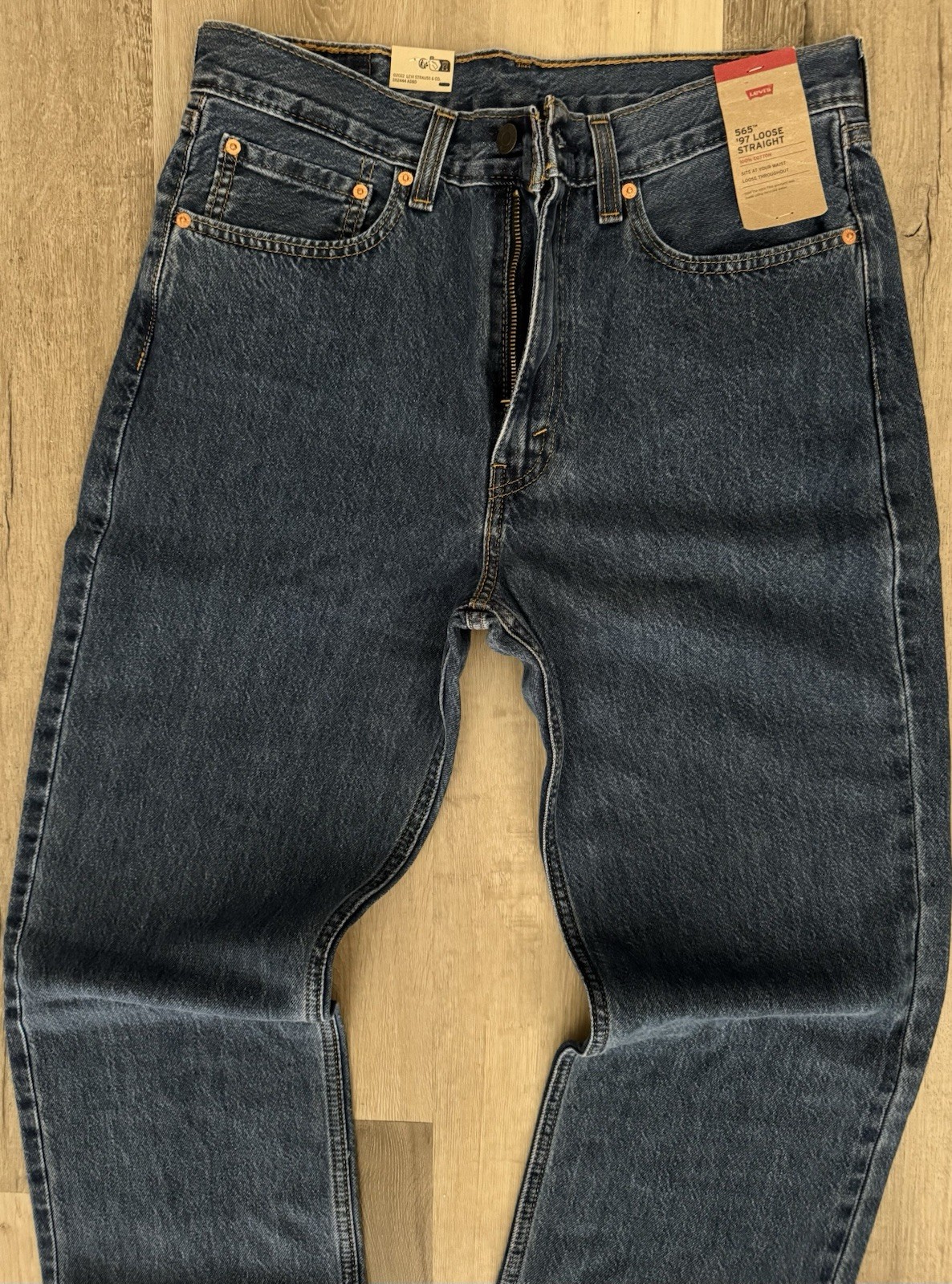 Levi’s 565 ’97 Loose Straight Leg Jeans Men Size 33 X 32 Blue Distressed Wash