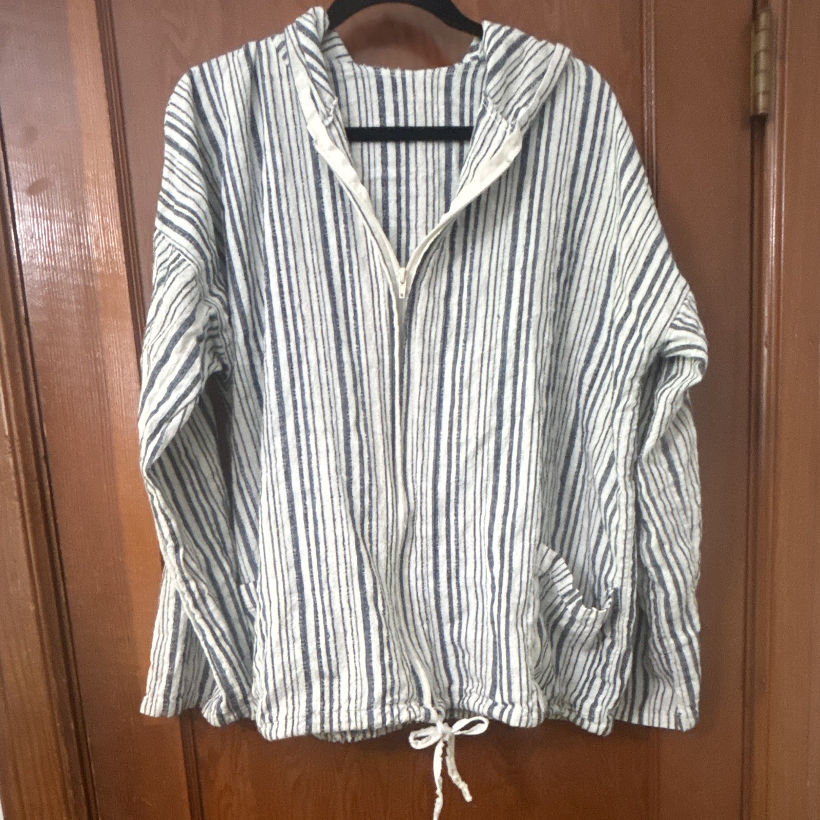 Blue & White Stripe Hooded Top Large Light Weight