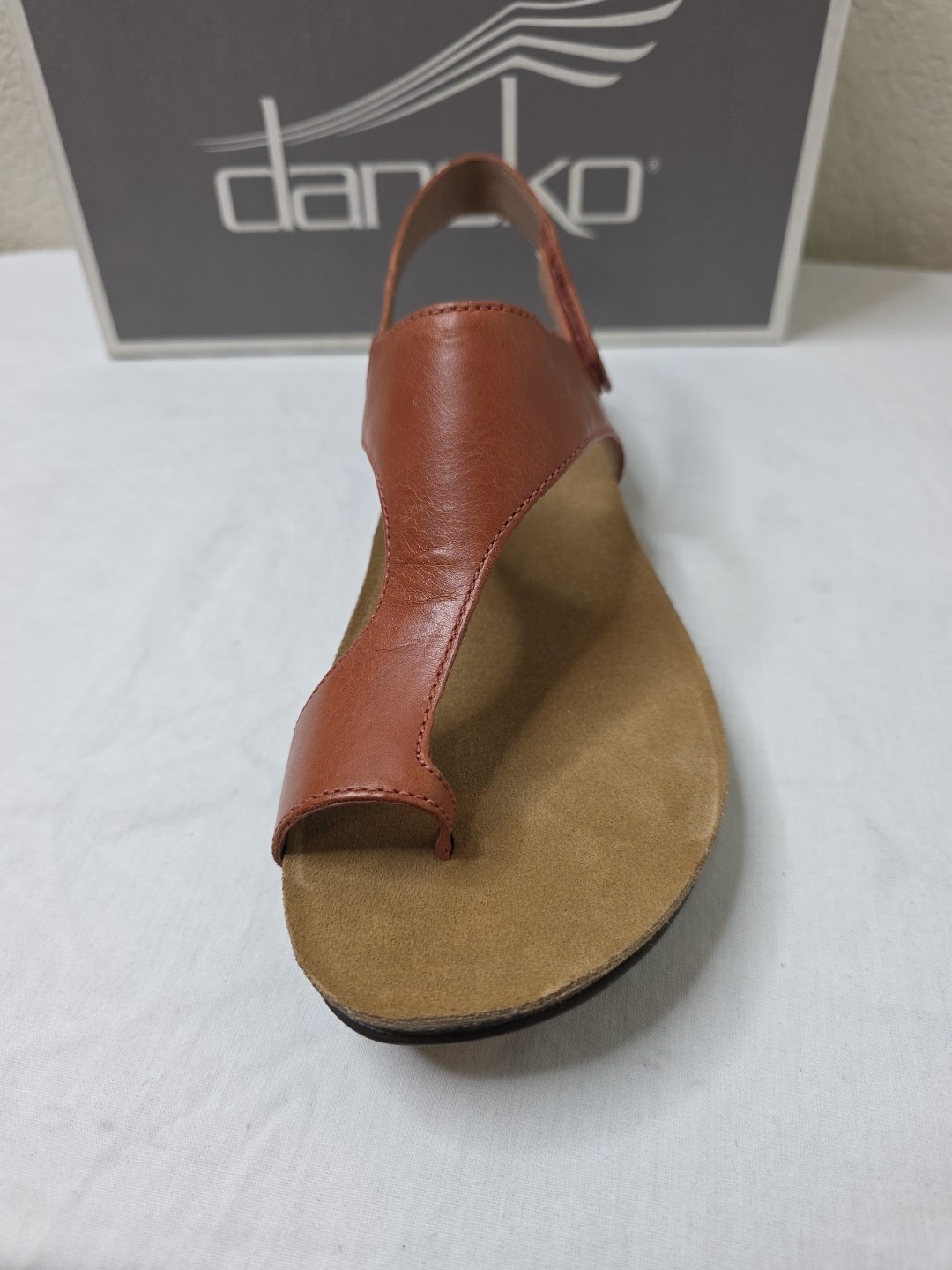 Dansko Reece Waxy Burnished Thong Sandals Women’s EU Sz 37 US Sz 6.5 – 7