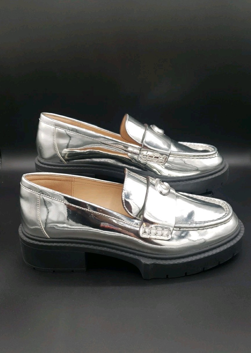 Never Worn COACH Women’s Leah Platform Loafer Flats, size 8, Silver, Mirror