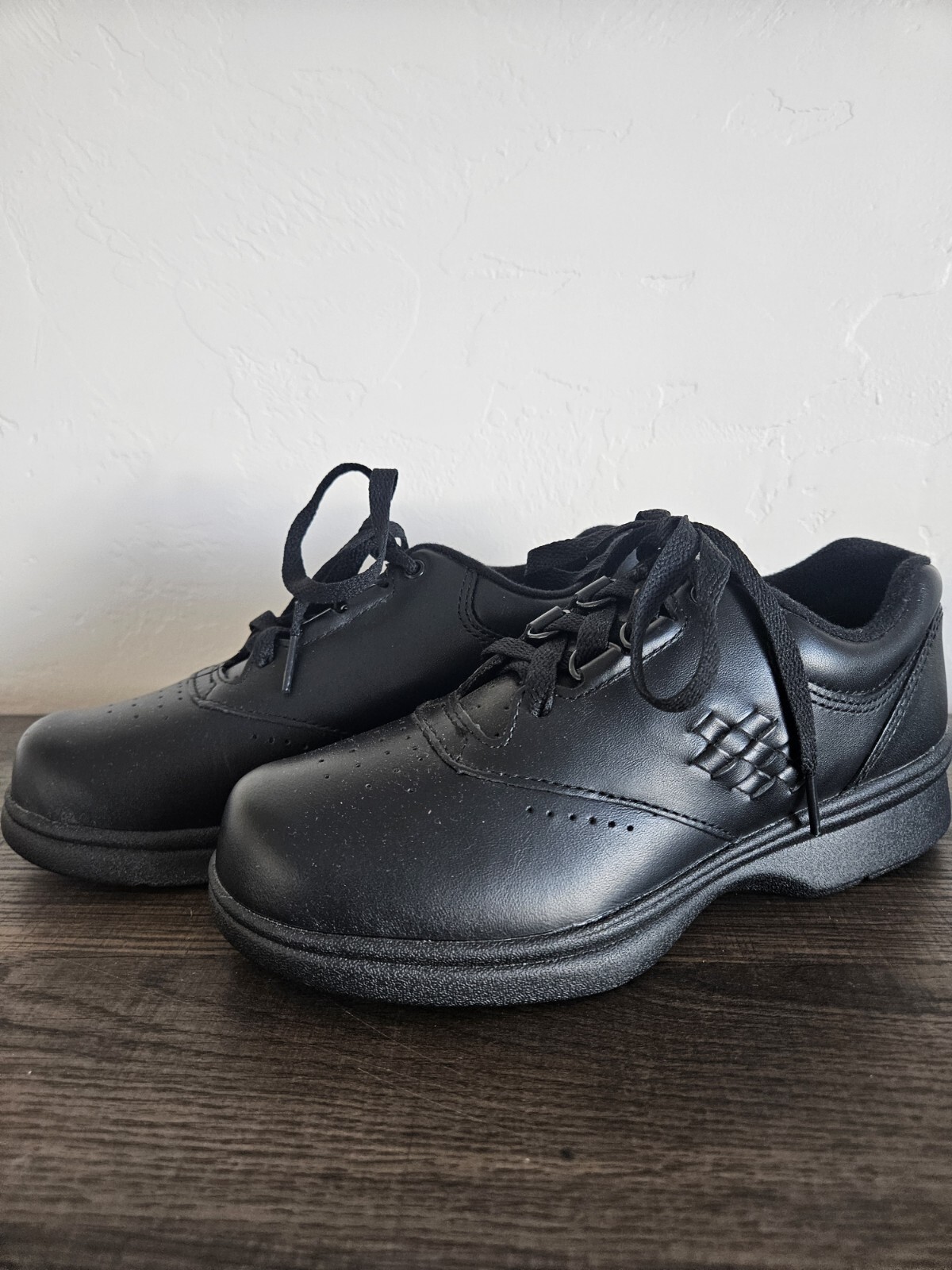 Propet Women’s W3910 Vista Walker Comfort Shoe,Black Smooth,6 M (US Women’s 6 B)