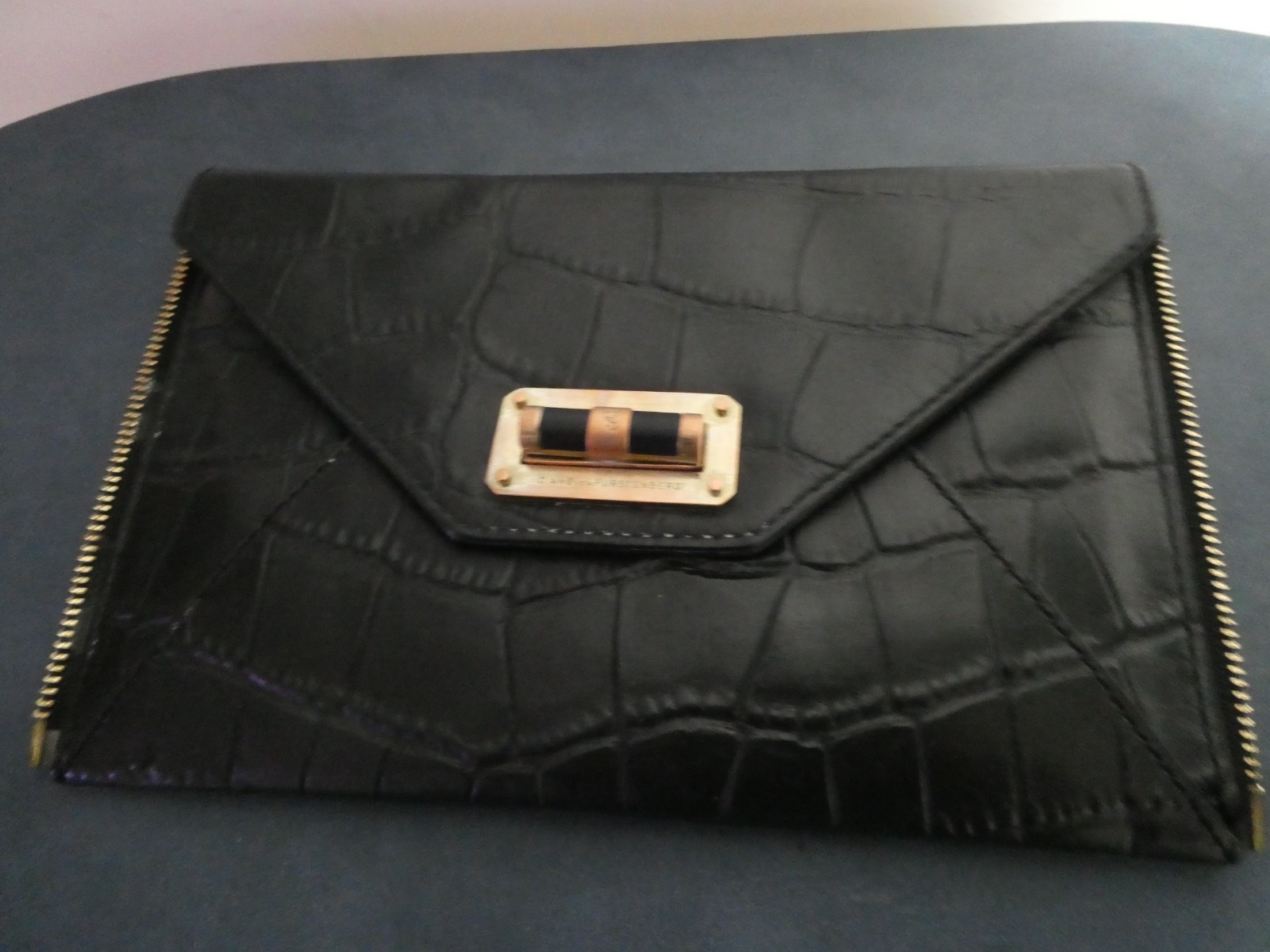 Vintage Diane Von Furstenberg Black Leather Clutch 8 card slots Gold Turn Lock