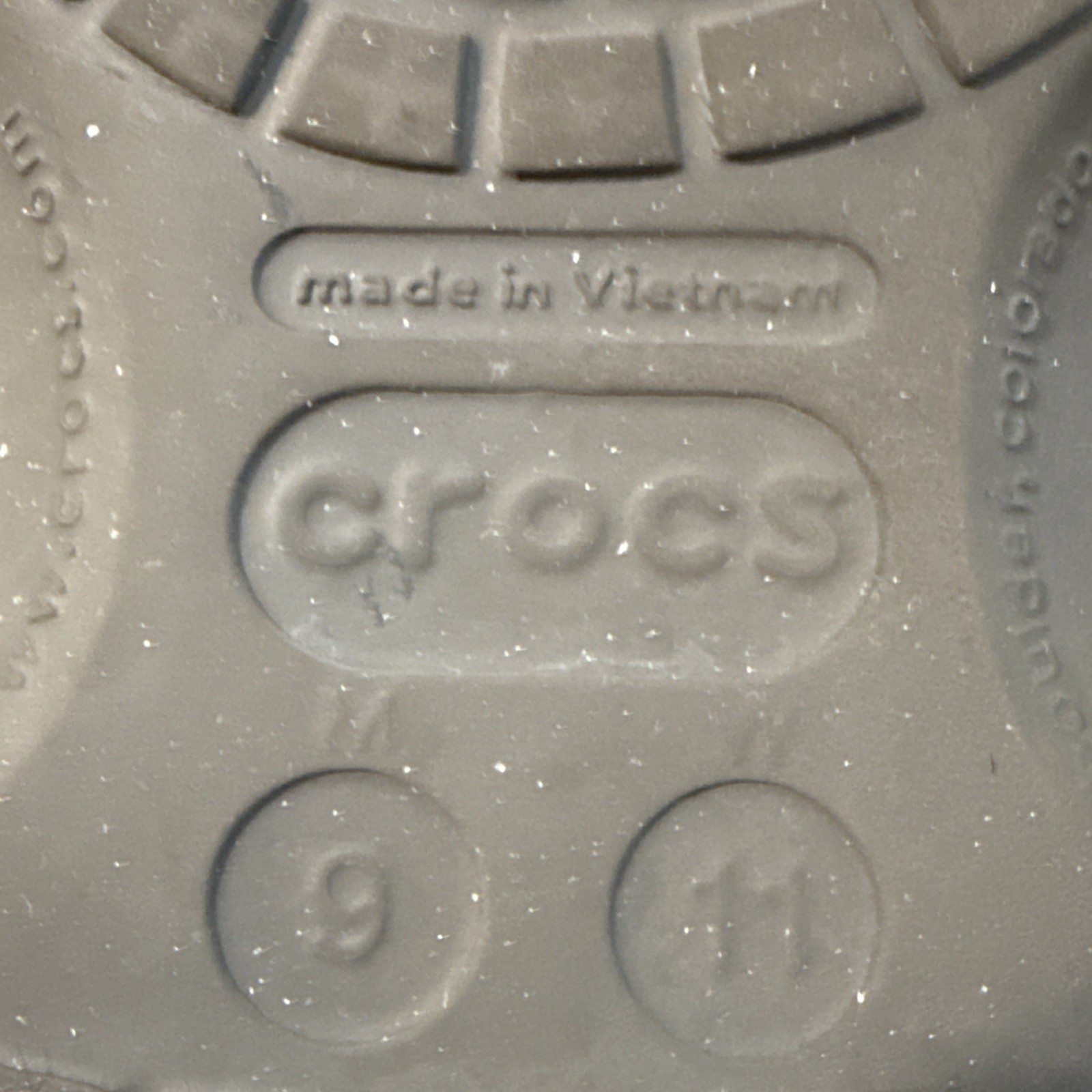 CROCS Baya Dark Brown Clogs M9 W11 – Preowned Very Clean