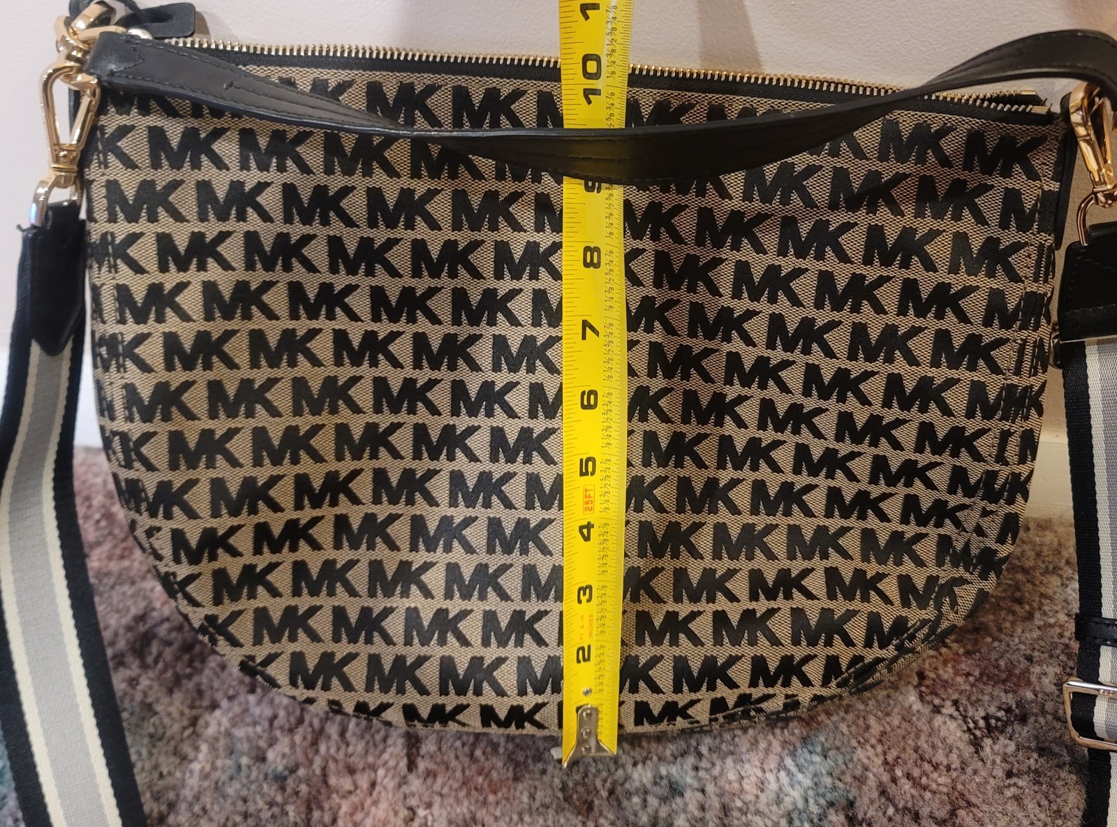Michael Kors Bedford Sholder Bag Beige With Black Monogram