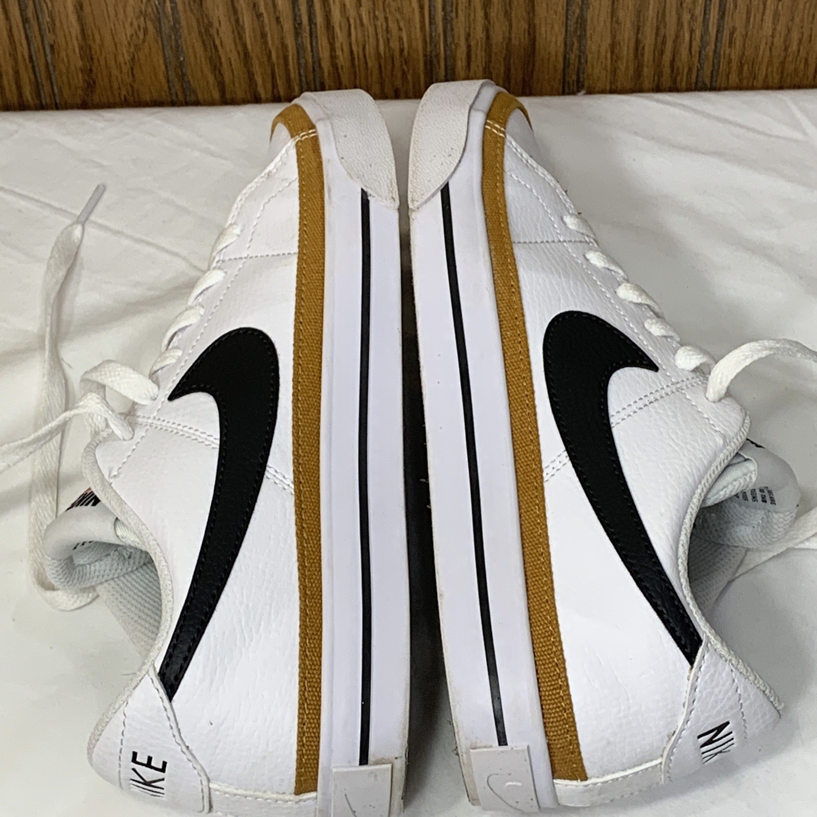 Nike Court Shoes Sneakers Size 7 Next Nature DH3161-100 White Desert Ochre