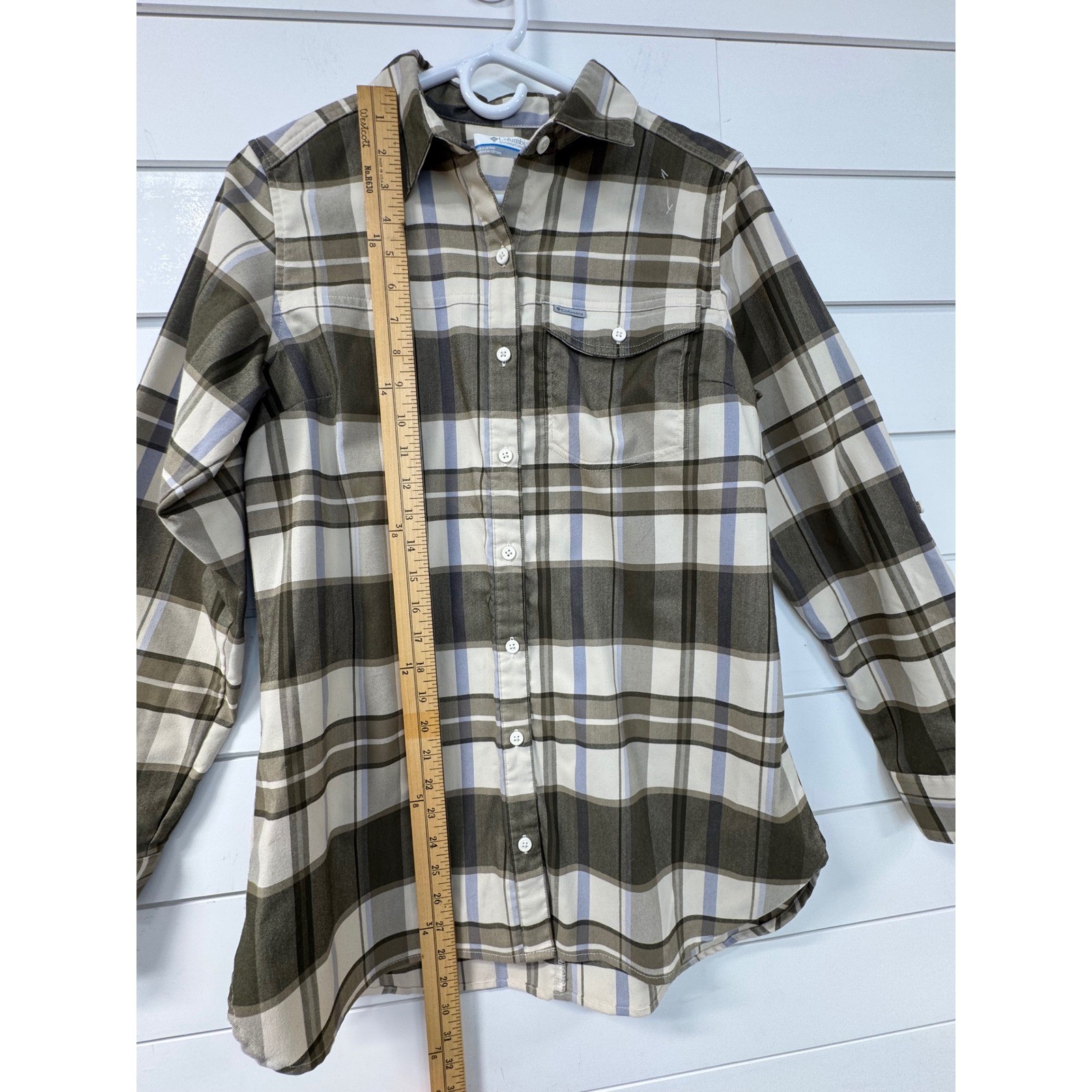 Columbia Womens Plaid Button Down Shirt Long Sleeve Hiking Top Medium