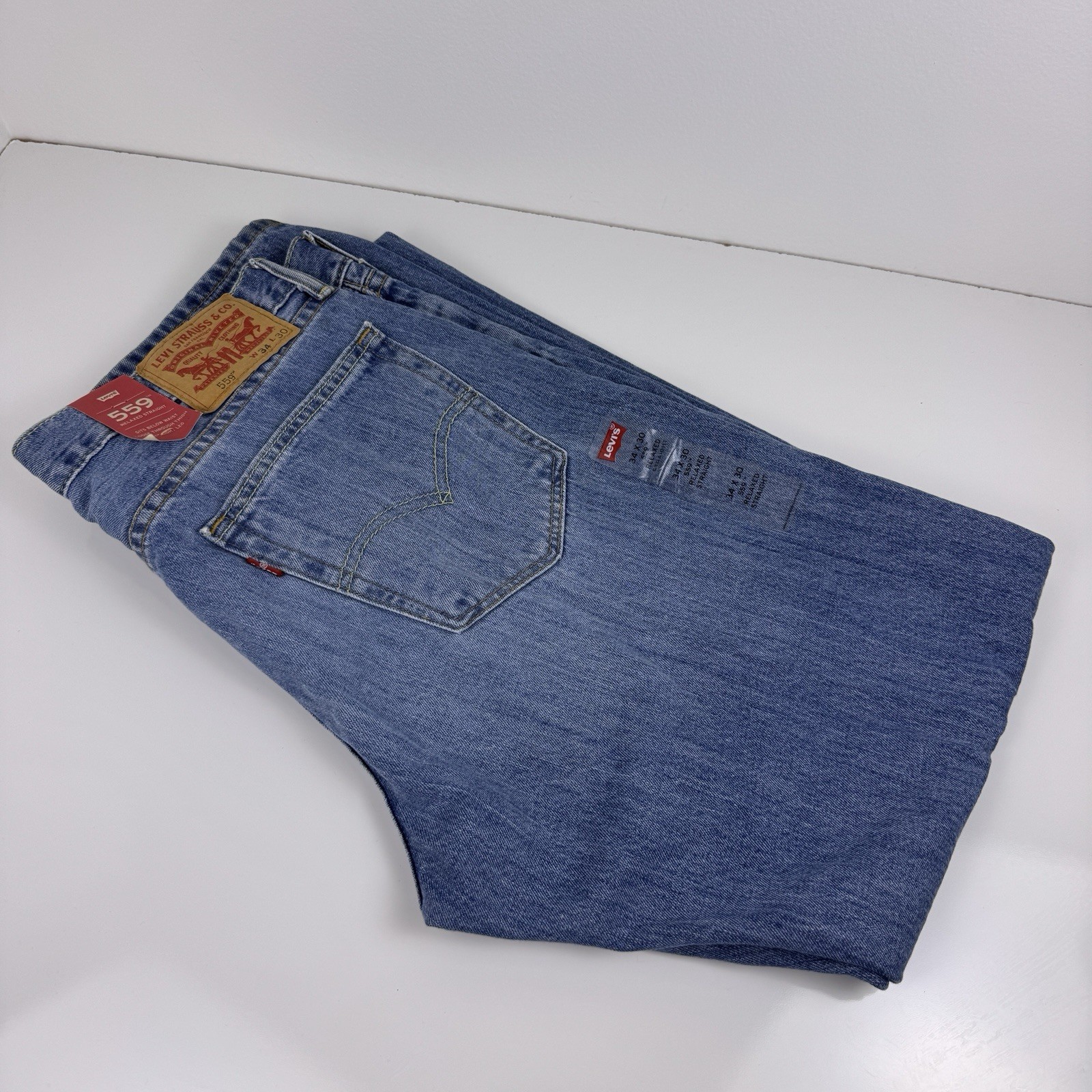 Levi’s 559 NWT Men’s Relaxed Straight Leg Stretch Denim Jeans 34X30 Medium Wash