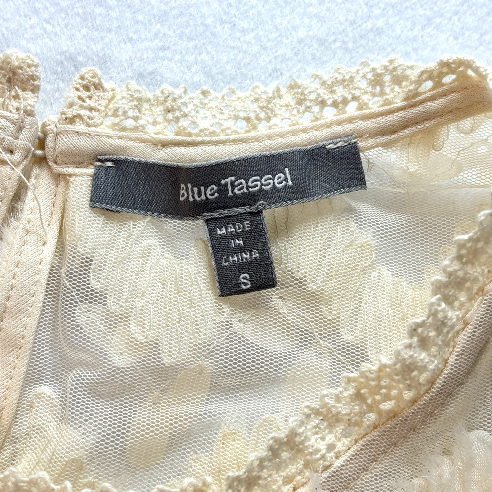 Anthropologie BLUE TASSEL Ivory Semi Sheer Top Sleeveless Embellished Women’s S
