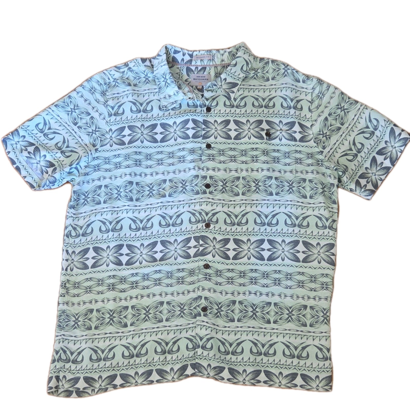 Quick Silver Waterman Collection Men’s Shirt Size XXL Tailored Fit