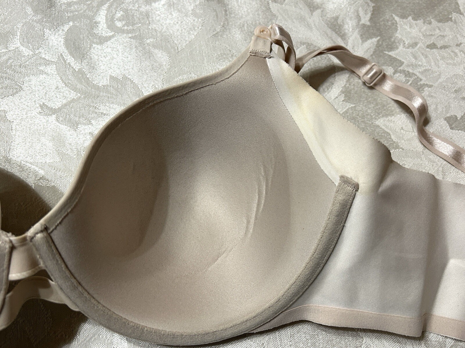 WARNER’S RB5781A No Side Effects Smoothes Underwire 34D Nude Animal Print Bra