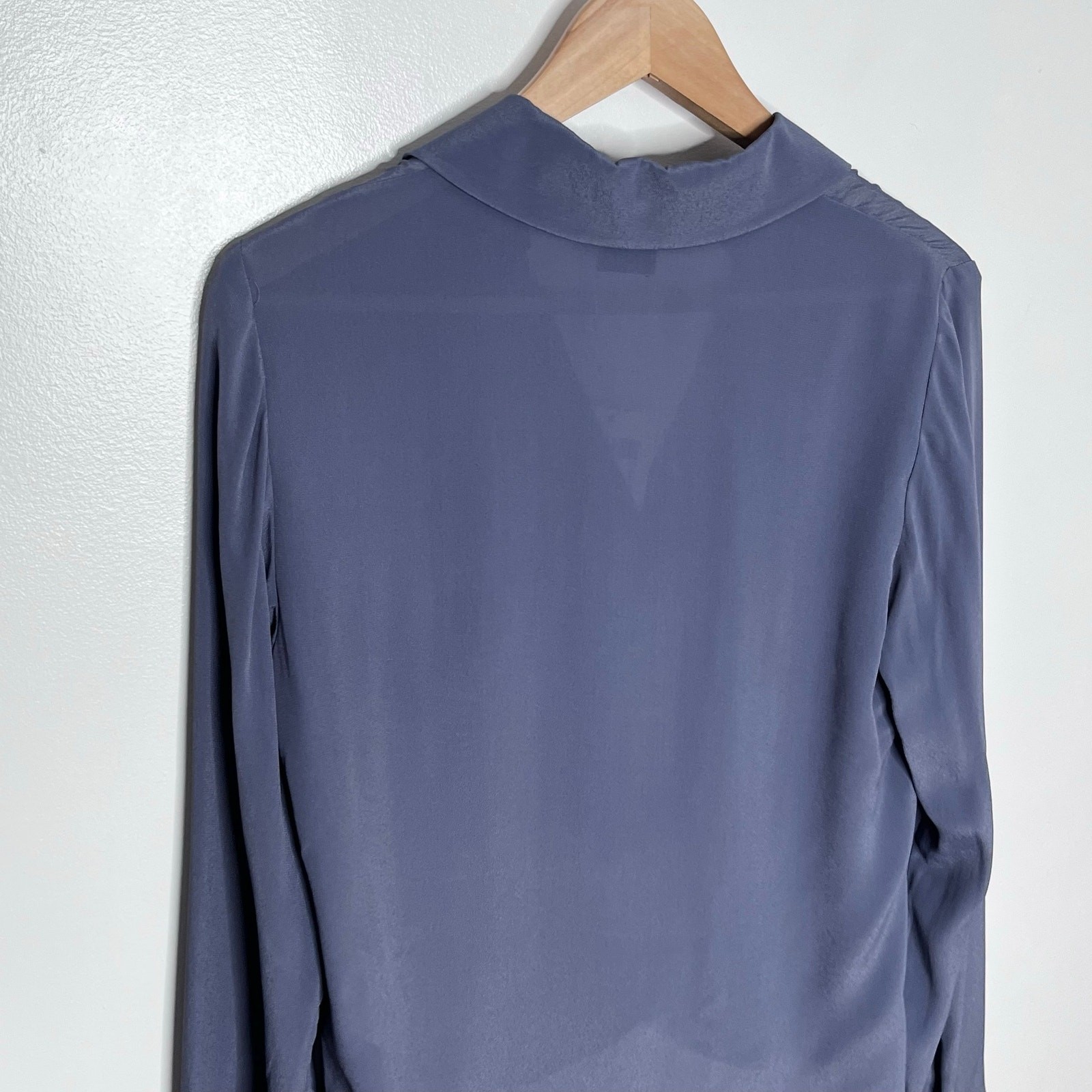 Madeleine Silk Blend Blouse Womens US 6 Blue Button Front Long Sleeve NWT