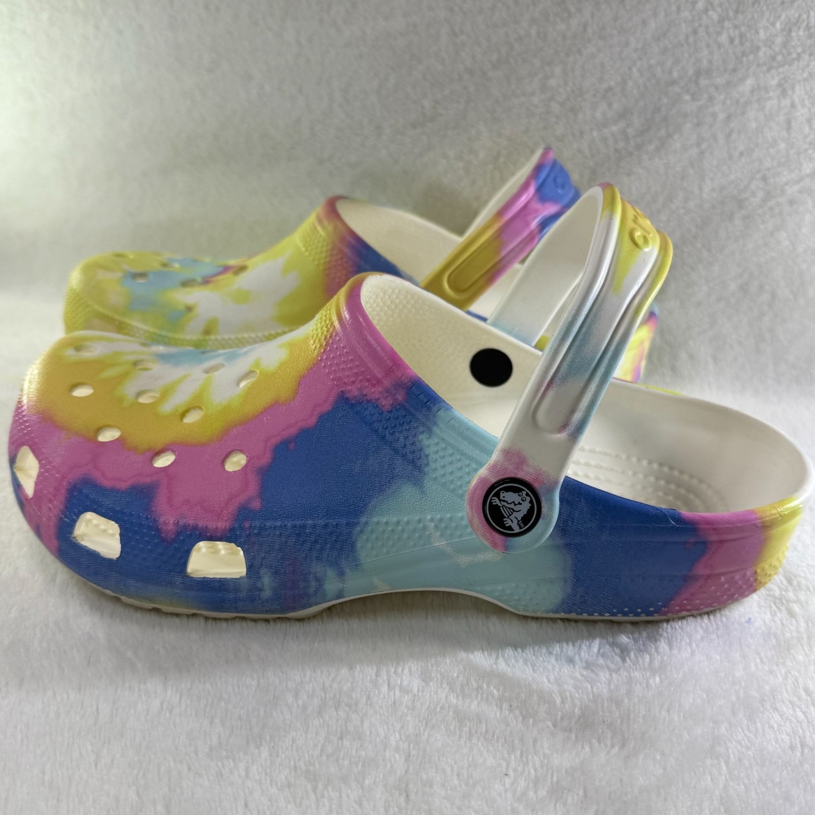 Crocs Classic Tie-Dye Graphic Clogs Size W9/M7 Yellow/Blue/Pink Multicolor