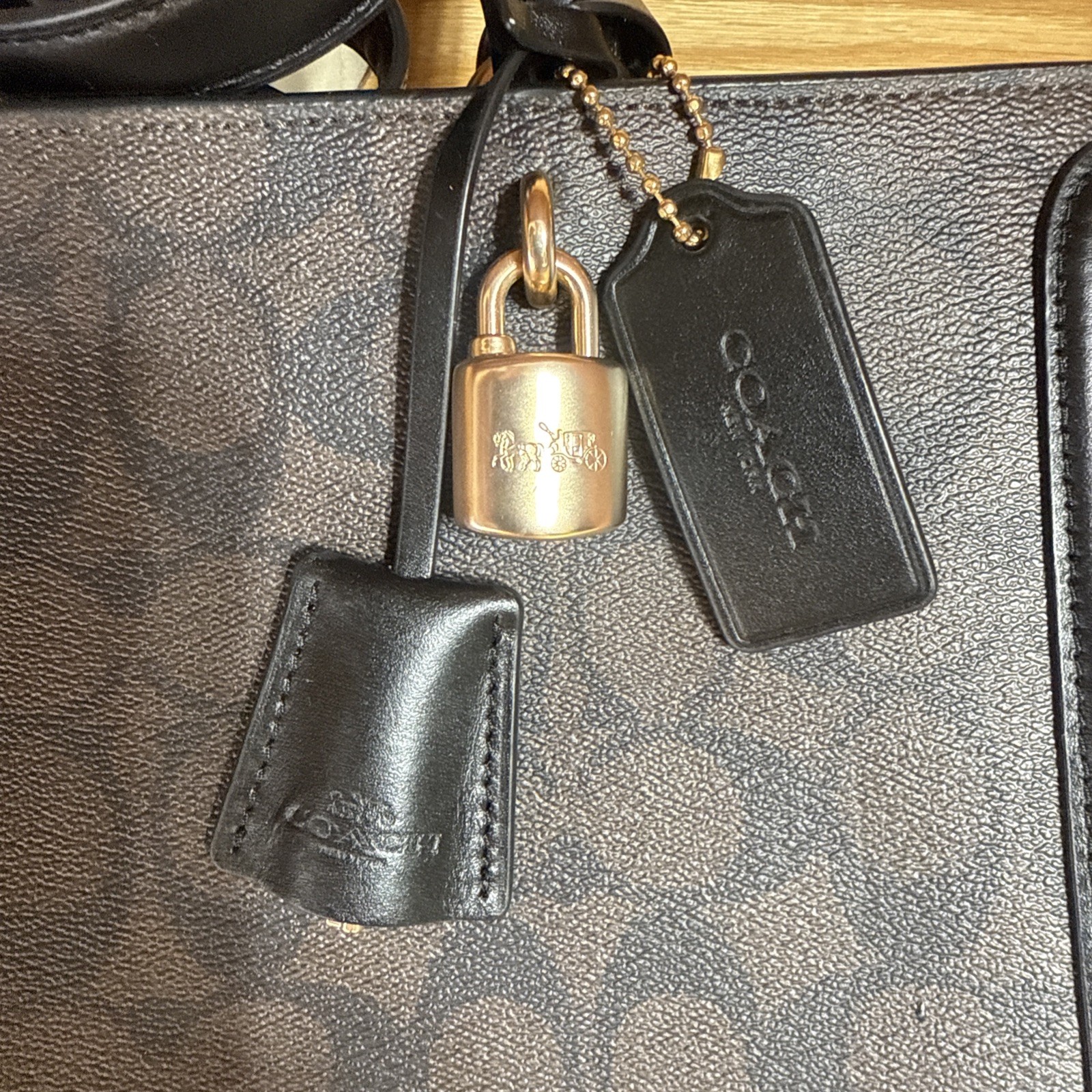 Coach 2way bag ec-22590 Brown Black Signature F69075 Good condition PVC leather