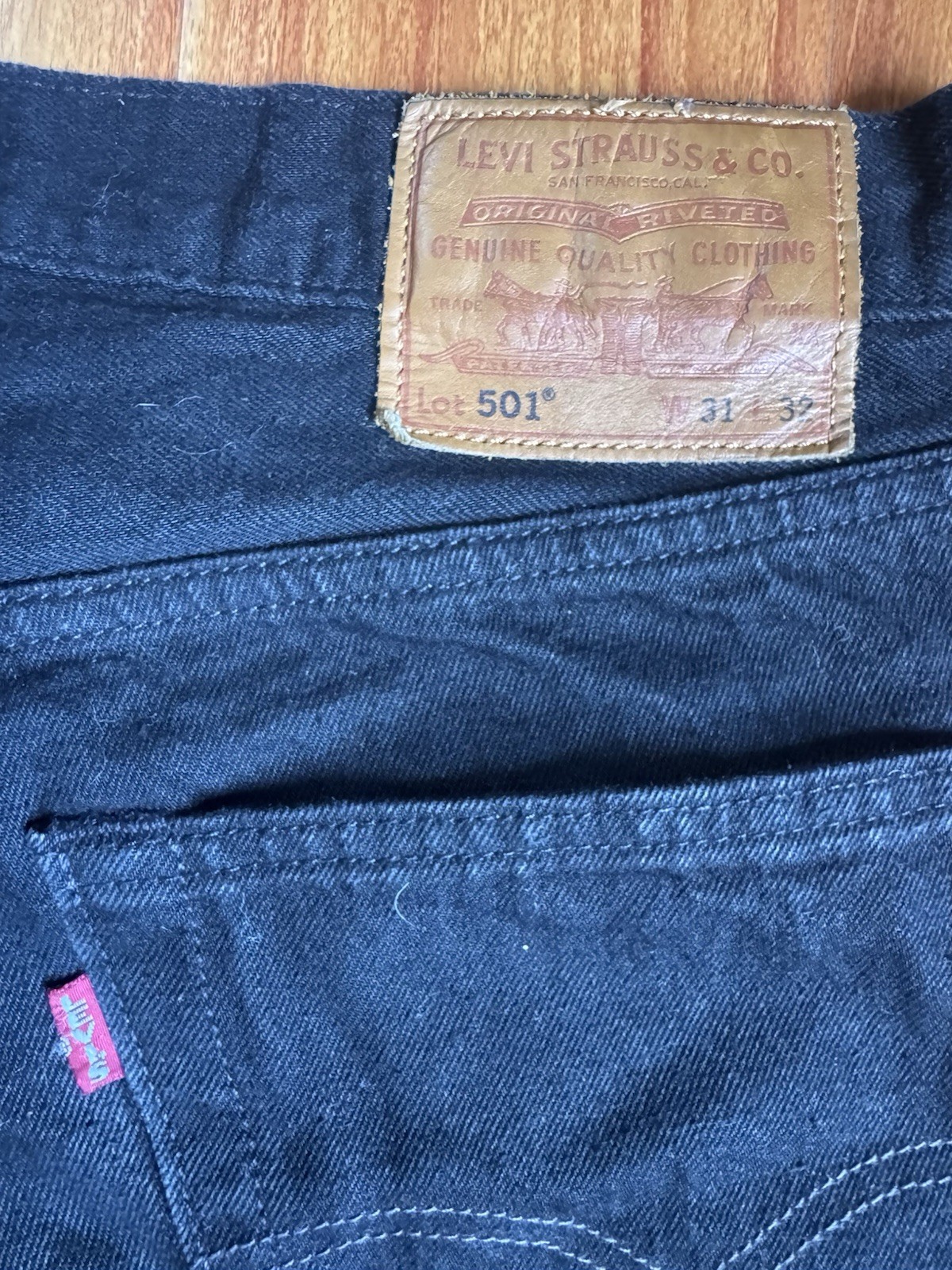 Levi’s Premium Men’s Black Straight Leg Regular Fit Mid Rise Denim Jeans