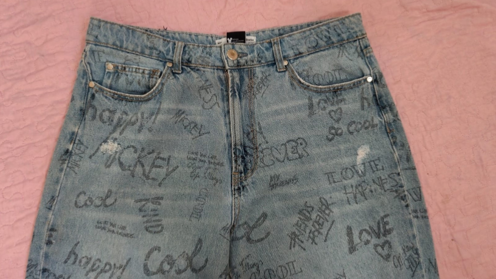 Disney Mickey Mouse Stradivarius Mom Jeans EUR 44 UK16 Graffiti Print