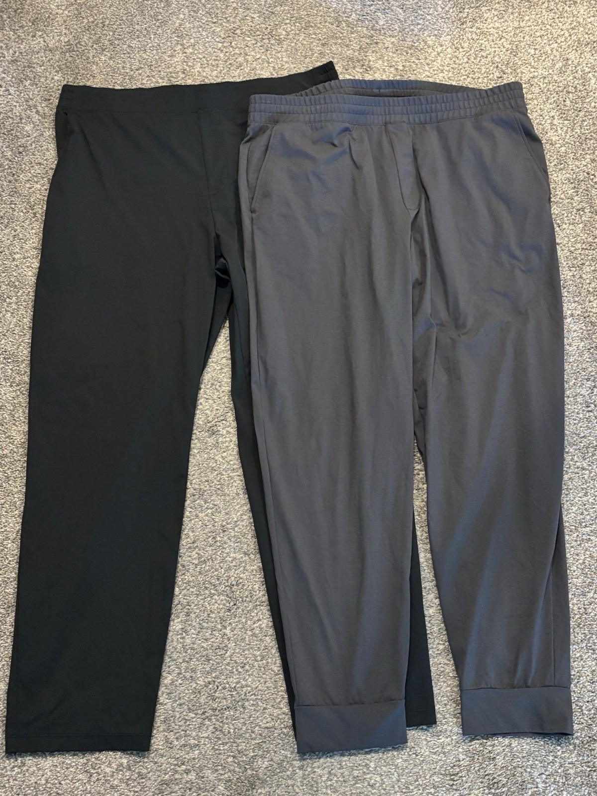 Uniqlo Ultra Stretch Active Jogger Pants Mens XXL Dry Ex Tapered Black Gray