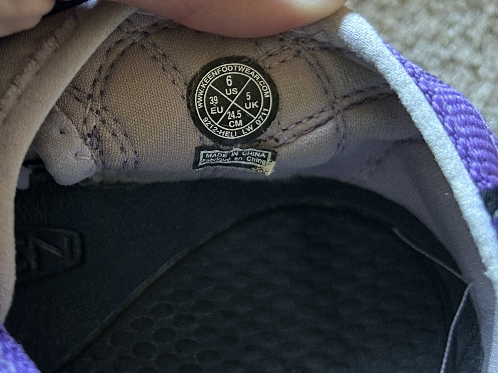 KEEN Sandals M6 or W8 Shoes Purple Athletic Waterproof Outdoor Beach Slingback