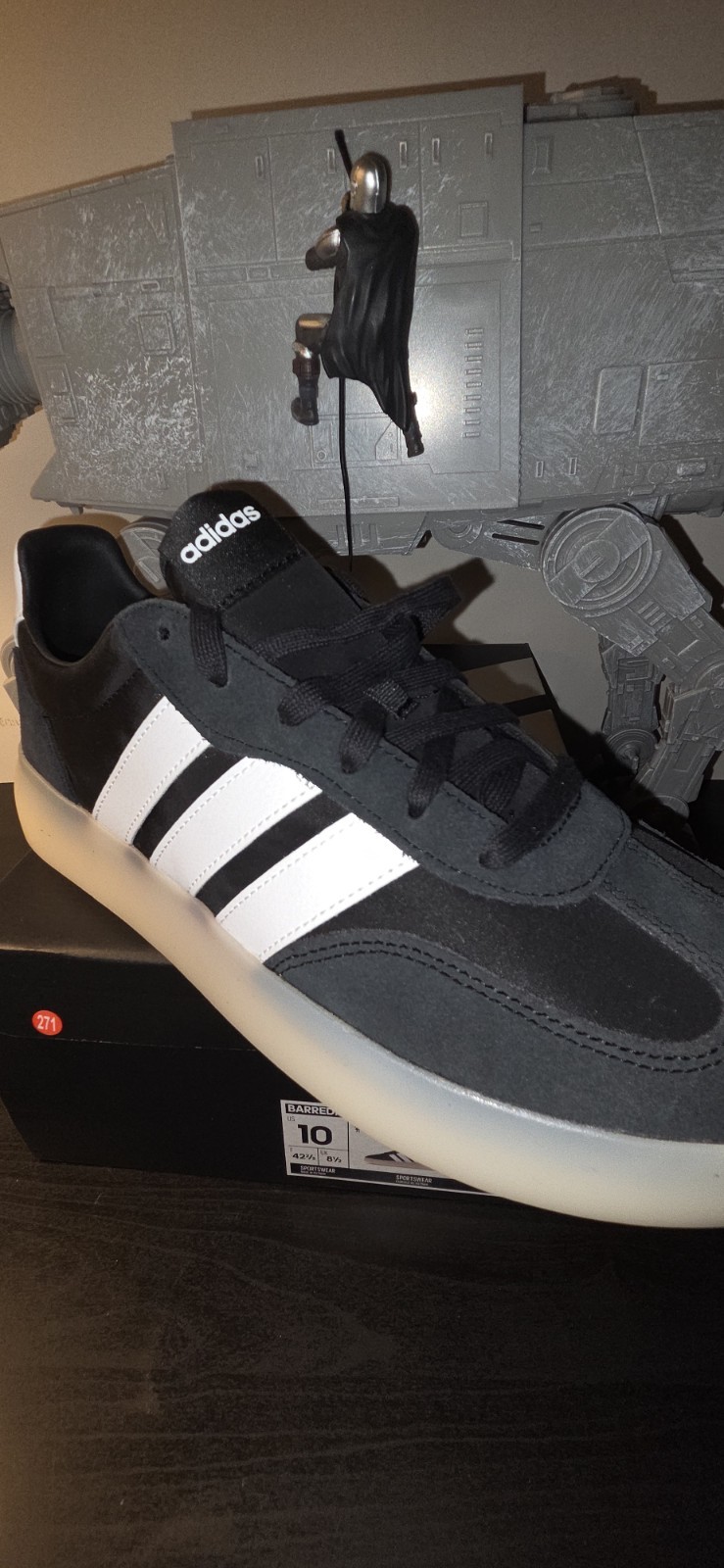 adidas Barreda Decode Men’s Core Black/Cloud White Low Top Lace-Up Nylon JR3102