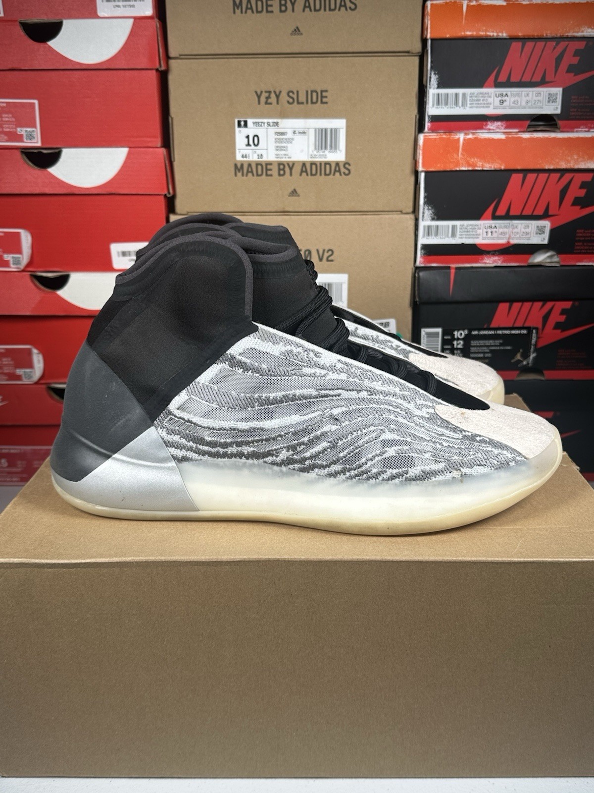 Size 12M – adidas Yeezy Quantum Quantum – Clean – Ships Same Day