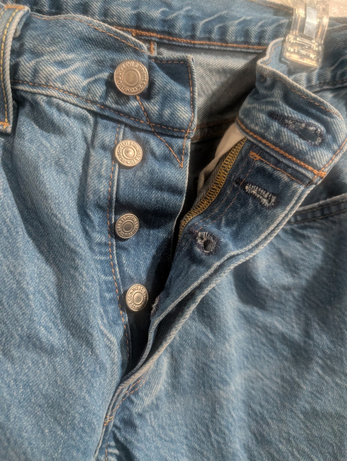 Levi’s 501 Premium Men’s 5-Pocket Straight Blue Medium Wash Denim Jeans Button