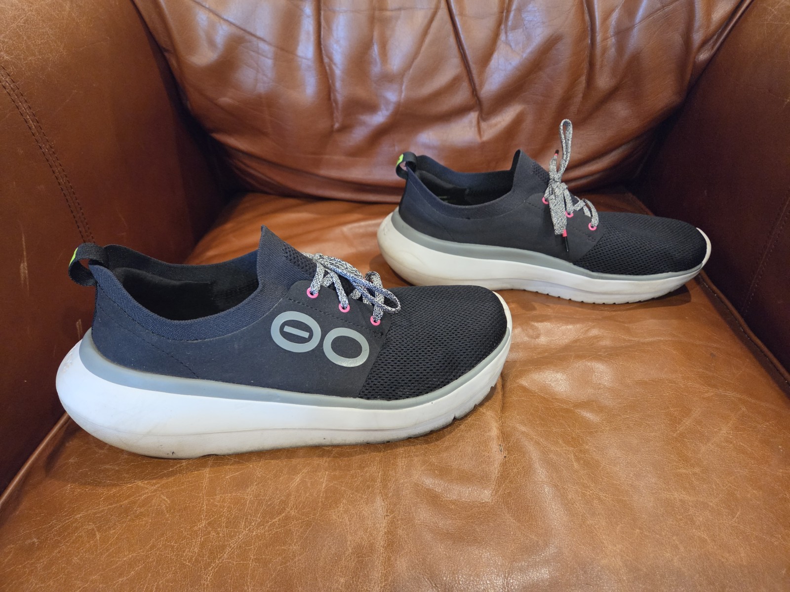 OOFOS OOMY STRIDE RECOVERY Sneakers Womens 11 Black Gray OOFOAM TECHNOLOGY